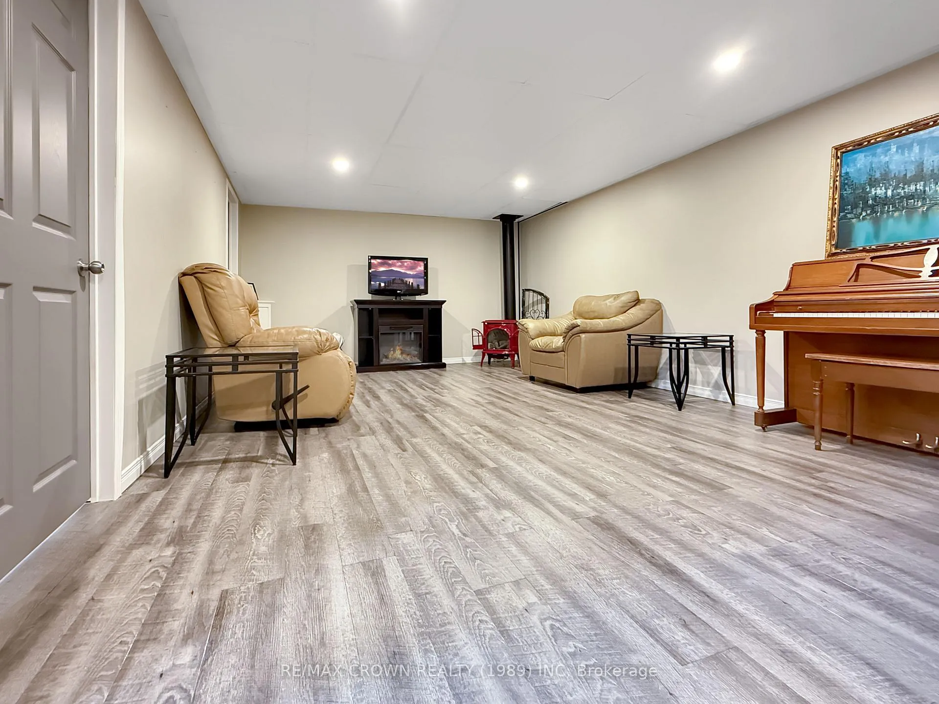 Photo 27 of 1 Pearson Drive, Hearst — HOMEH