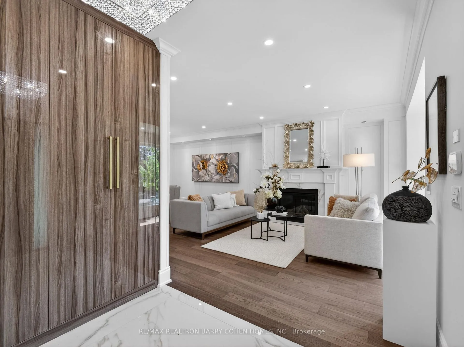 Photo 4 of 382 St Clements Avenue, Toronto, Lawrence Park South — HOMEH