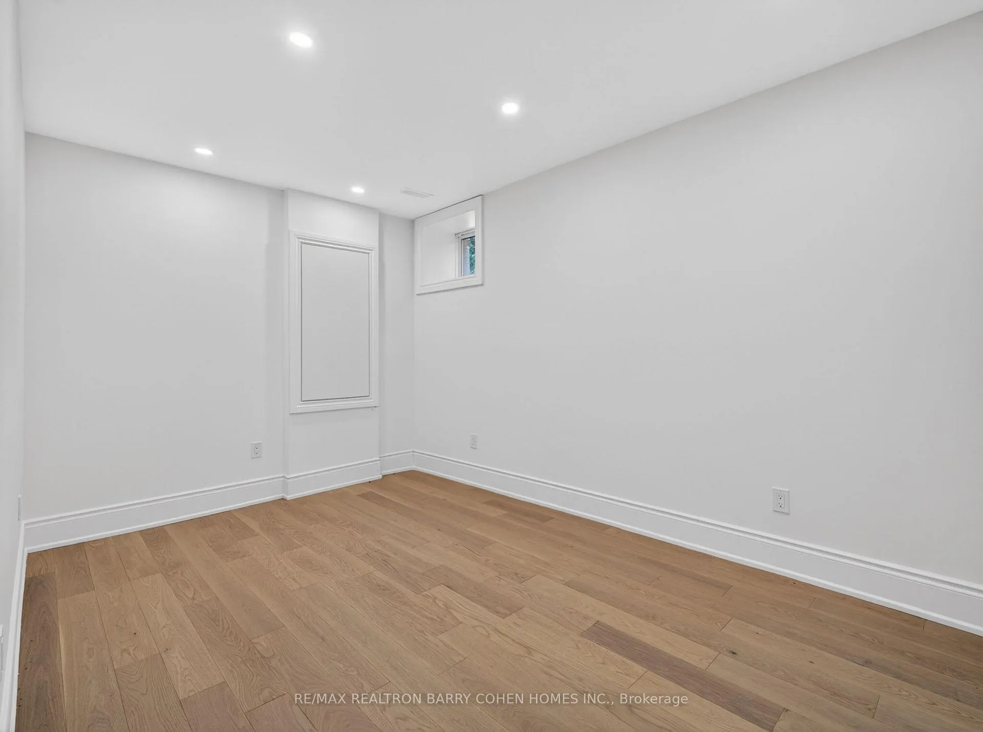 Photo 36 of 382 St Clements Avenue, Toronto, Lawrence Park South — HOMEH