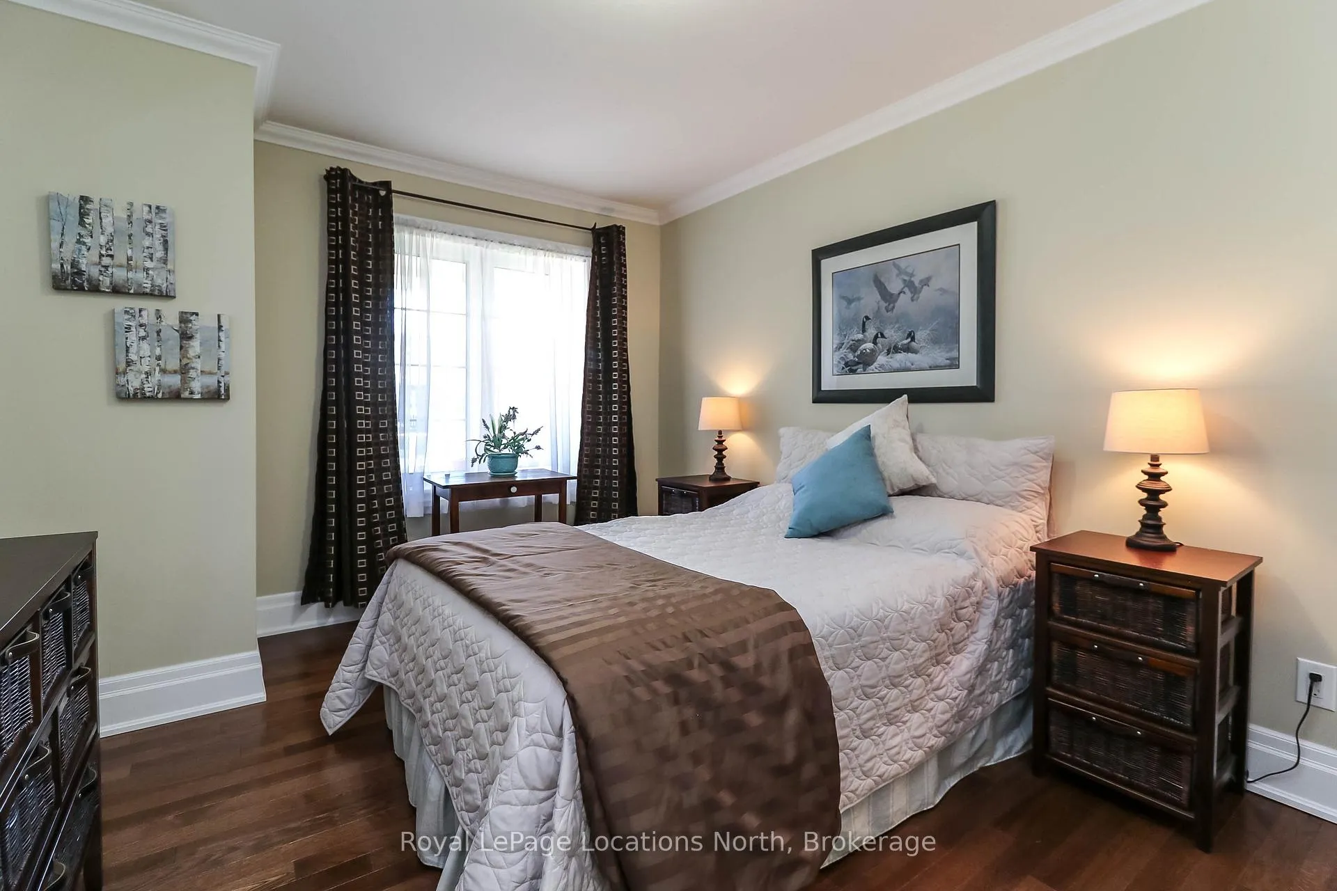 Photo 12 of 46 Garden Grove Crescent, Wasaga Beach — HOMEH