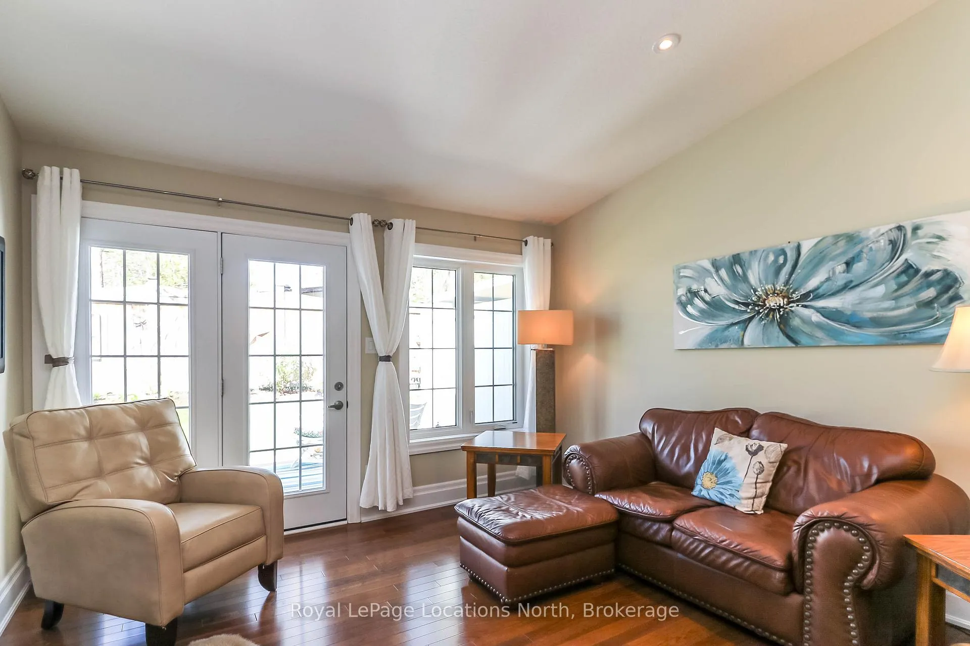 Photo 24 of 46 Garden Grove Crescent, Wasaga Beach — HOMEH