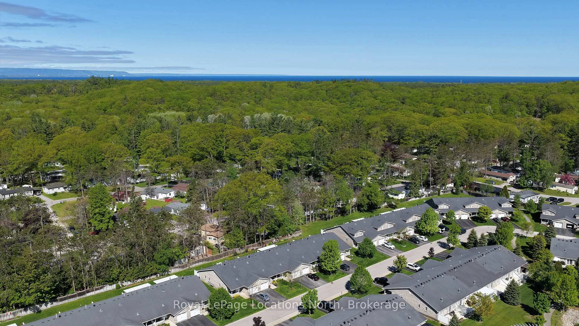 Photo 30 of 46 Garden Grove Crescent, Wasaga Beach — HOMEH