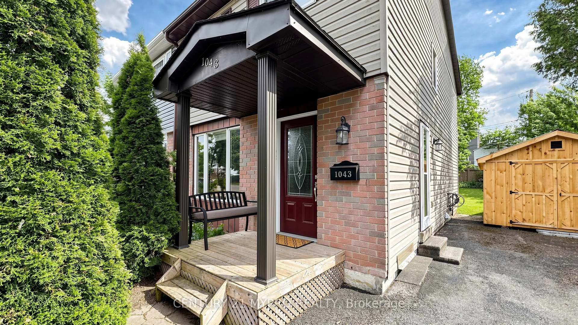 Photo 3 of 1043 12TH Street E, Owen Sound — HOMEH