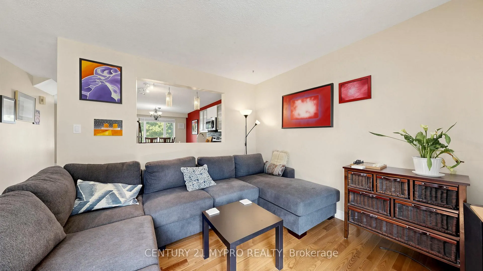 Photo 5 of 1043 12TH Street E, Owen Sound — HOMEH