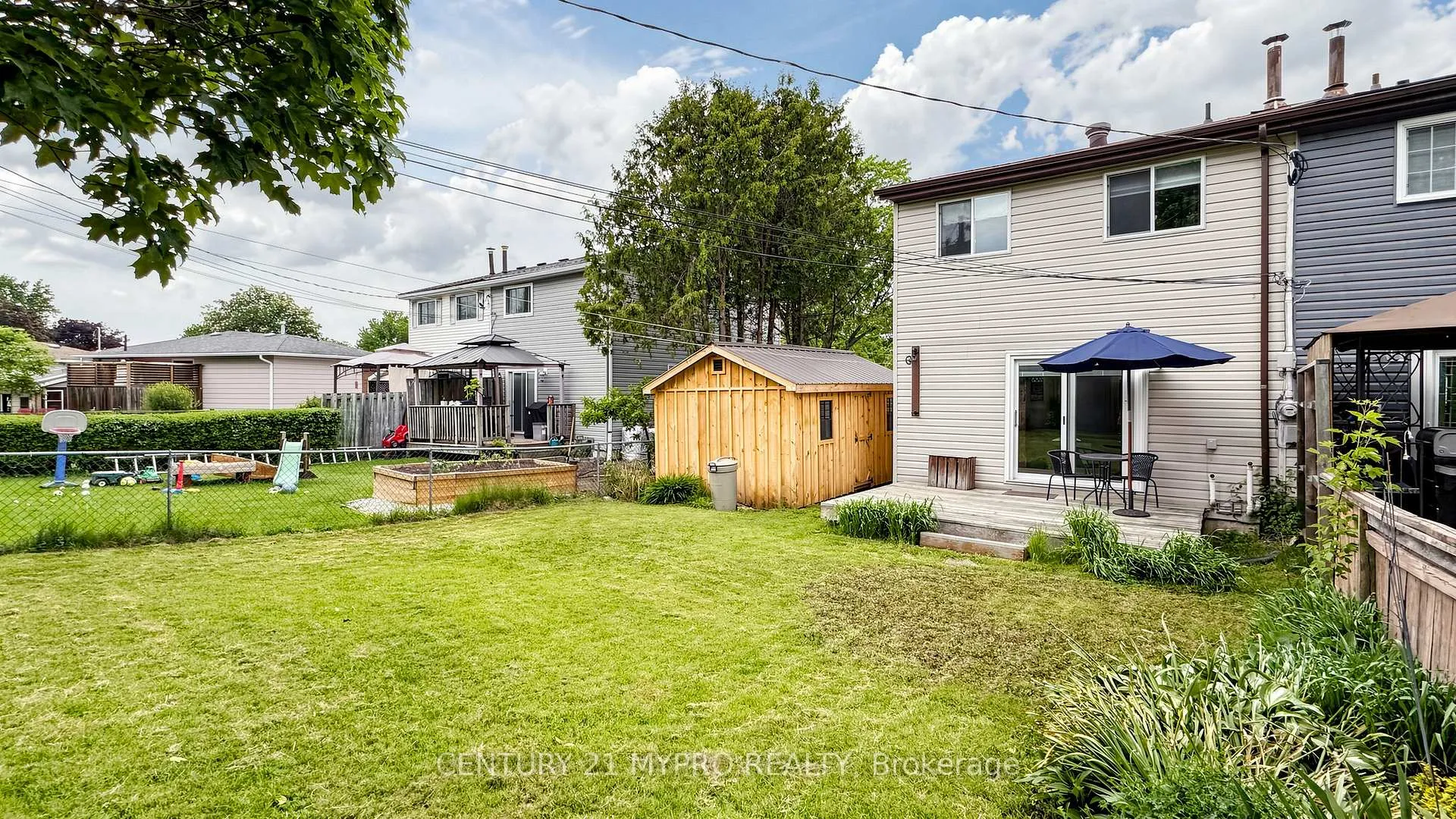 Photo 34 of 1043 12TH Street E, Owen Sound — HOMEH