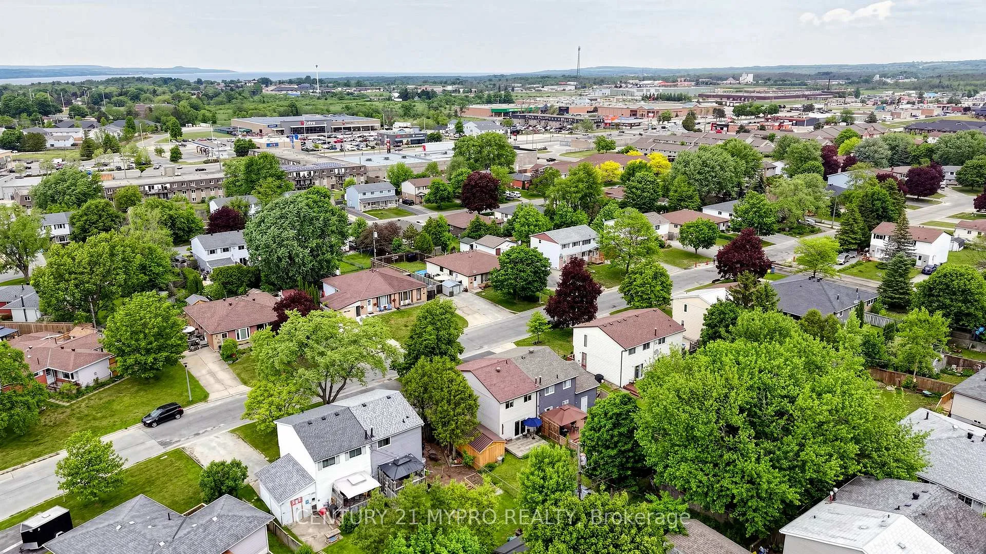 Photo 44 of 1043 12TH Street E, Owen Sound — HOMEH