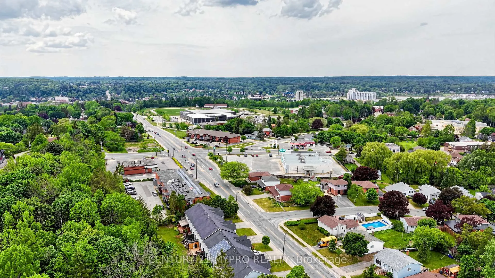 Photo 47 of 1043 12TH Street E, Owen Sound — HOMEH
