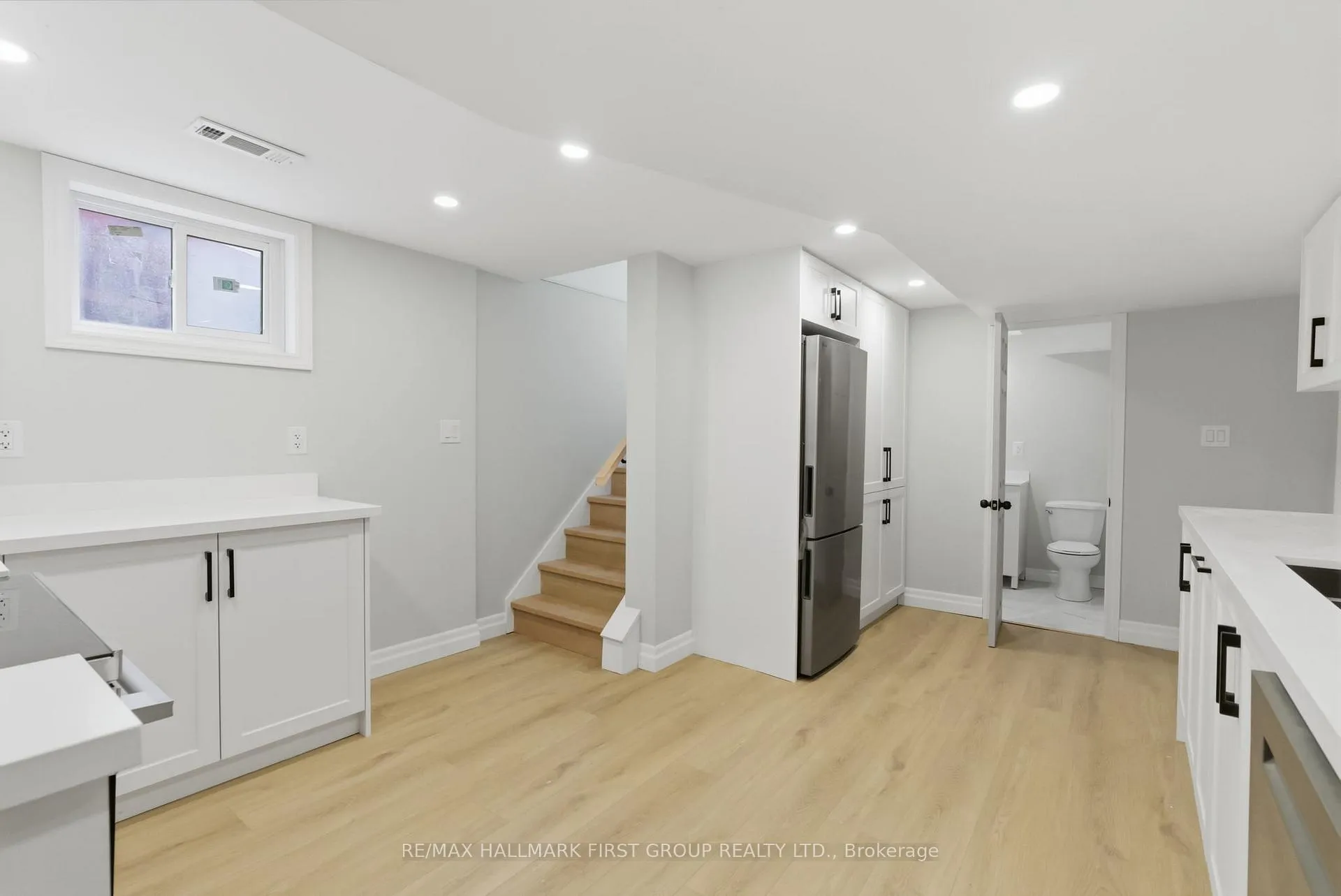 Photo 2 of Unit Lower, 711 Central Park Boulevard N, Oshawa, Centennial — HOMEH