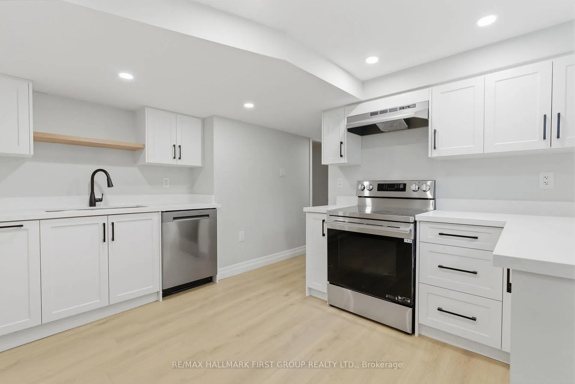 Photo 4 of Unit Lower, 711 Central Park Boulevard N, Oshawa, Centennial — HOMEH