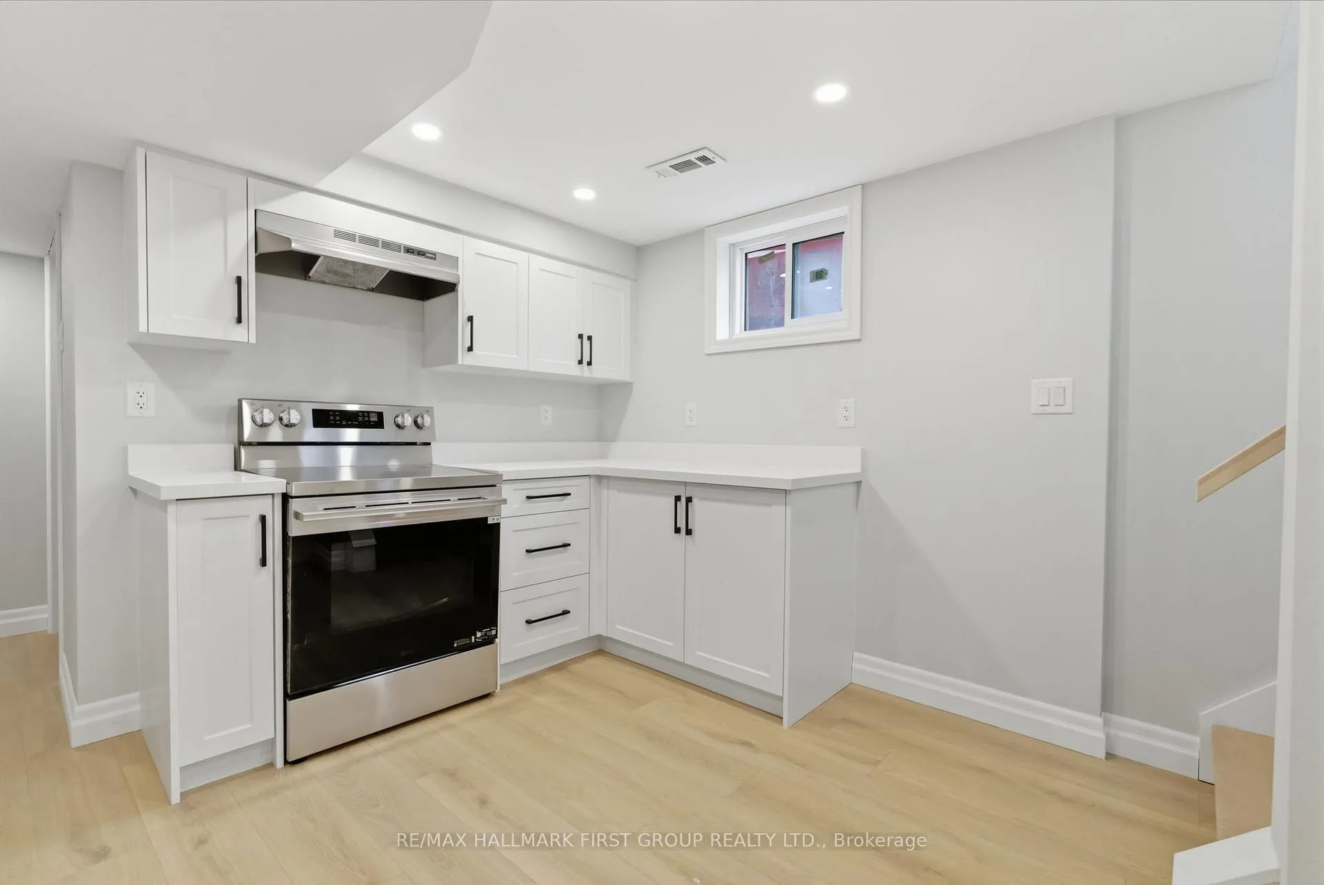 Photo 5 of Unit Lower, 711 Central Park Boulevard N, Oshawa, Centennial — HOMEH