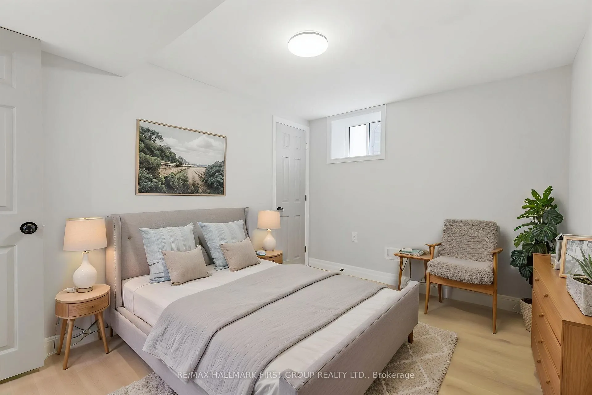 Photo 9 of Unit Lower, 711 Central Park Boulevard N, Oshawa, Centennial — HOMEH