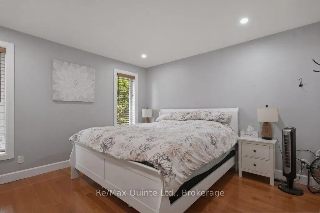 Photo 15 of 74 Gordon Street, Belleville, Belleville Ward — HOMEH