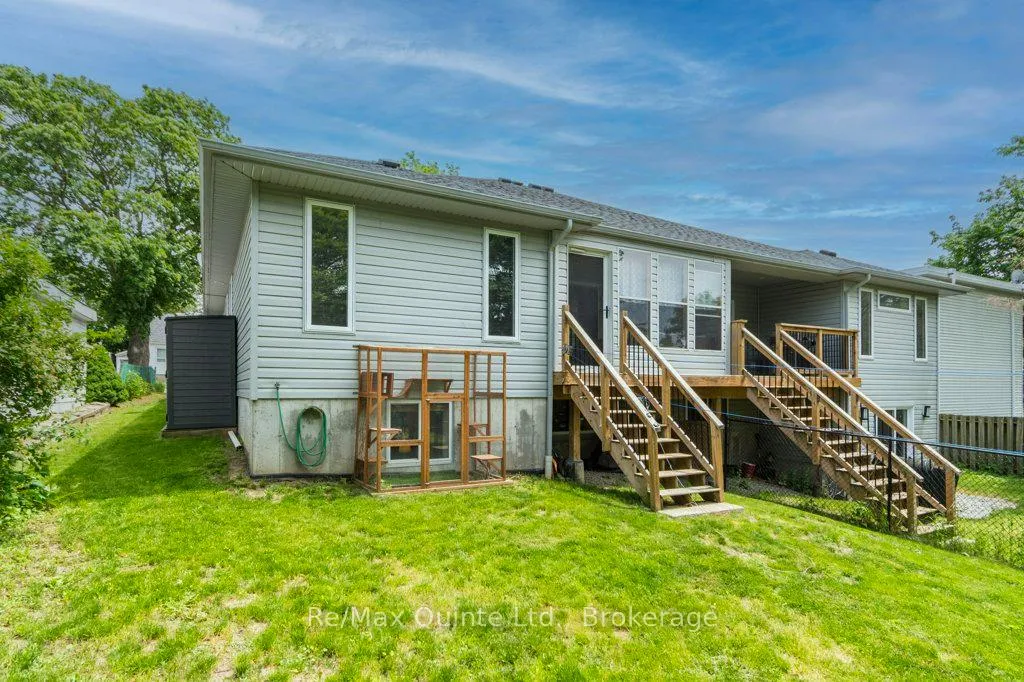 Photo 27 of 74 Gordon Street, Belleville, Belleville Ward — HOMEH