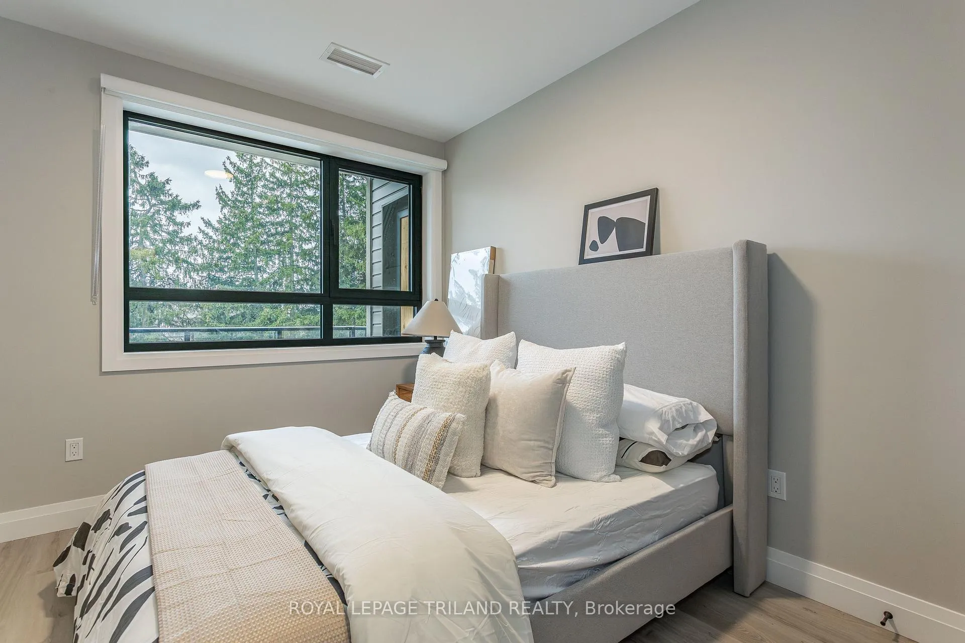 Photo 10 of Unit 602, 1405 Stackhouse Avenue, London, North C — HOMEH