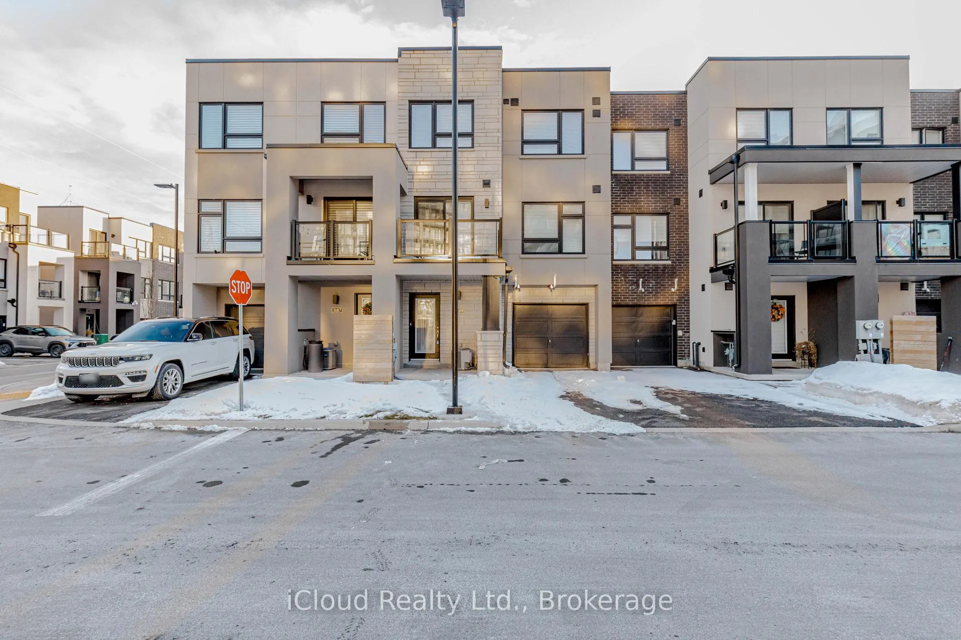 Front of Unit 69, 3189 Bastedo Common