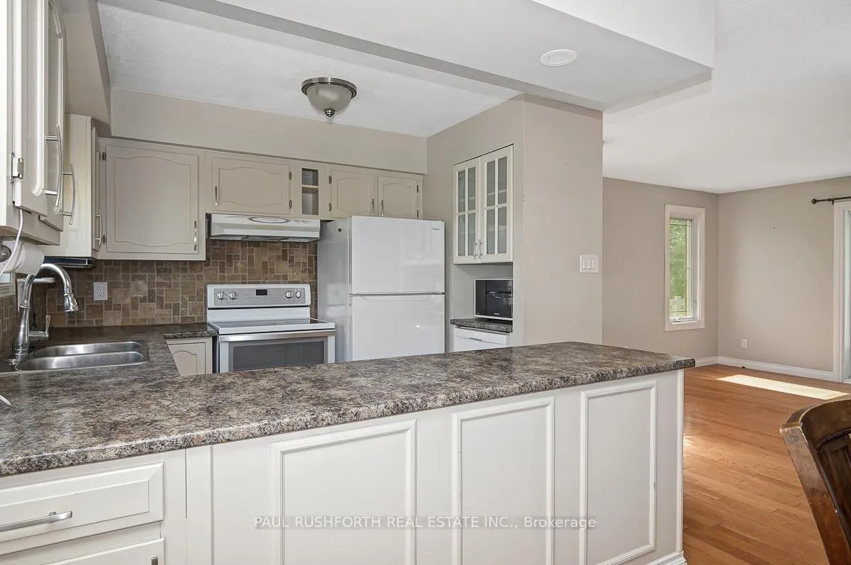 Photo 10 of 14005 Concession 1-2 Road, North Stormont, North Stormont (Finch) Twp — HOMEH