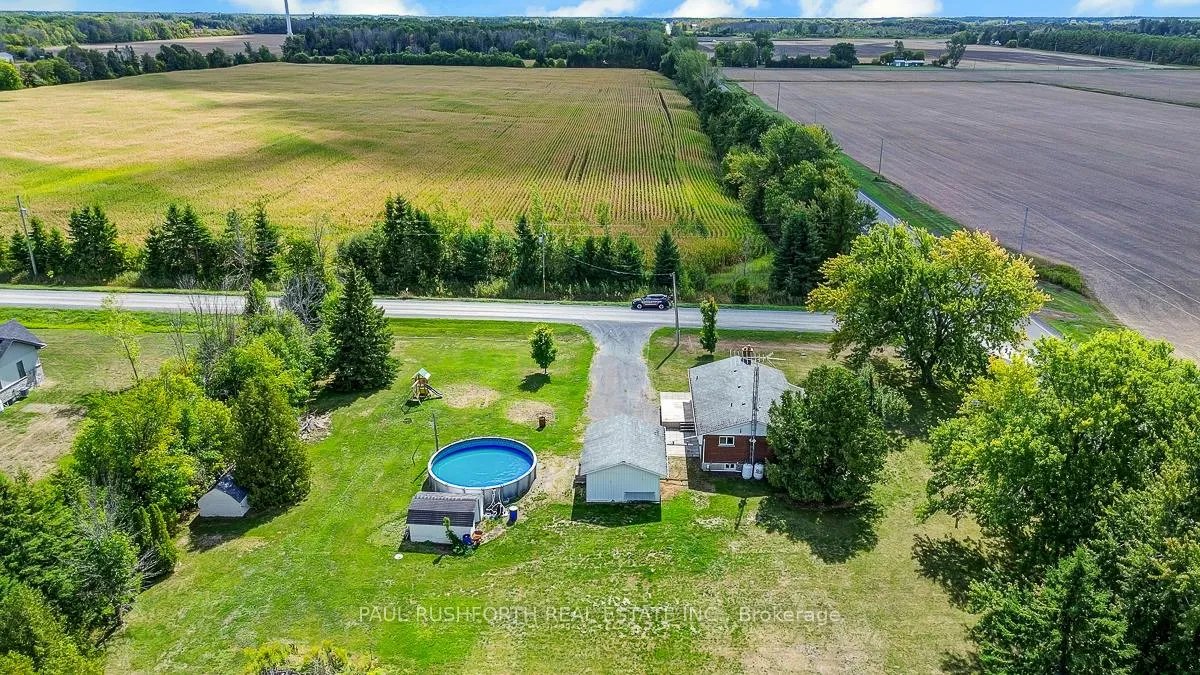 Photo 18 of 14005 Concession 1-2 Road, North Stormont, North Stormont (Finch) Twp — HOMEH
