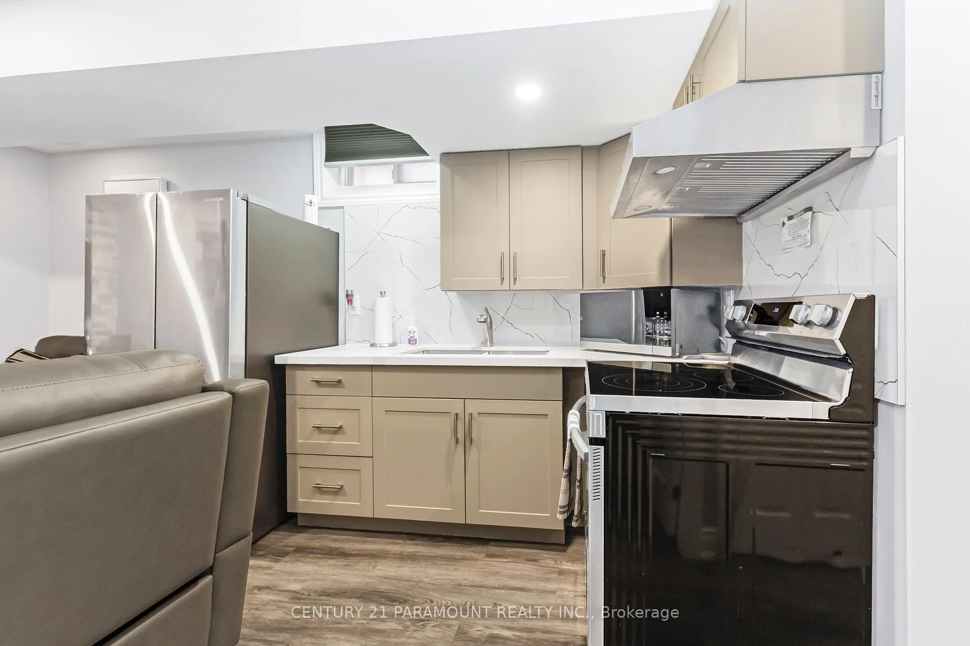 Photo 32 of 108 Silent Pond Crescent, Brampton, Madoc — HOMEH