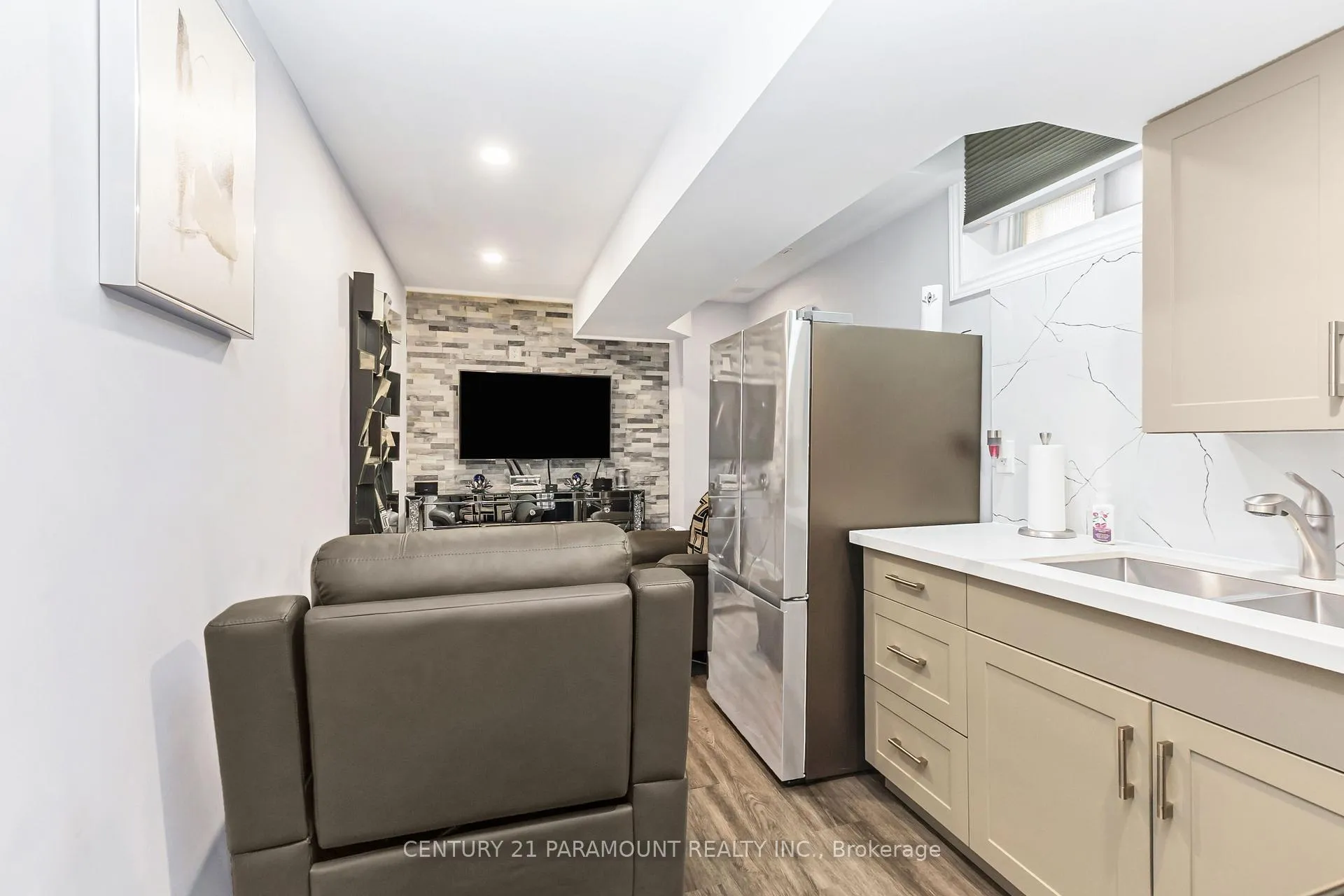 Photo 34 of 108 Silent Pond Crescent, Brampton, Madoc — HOMEH