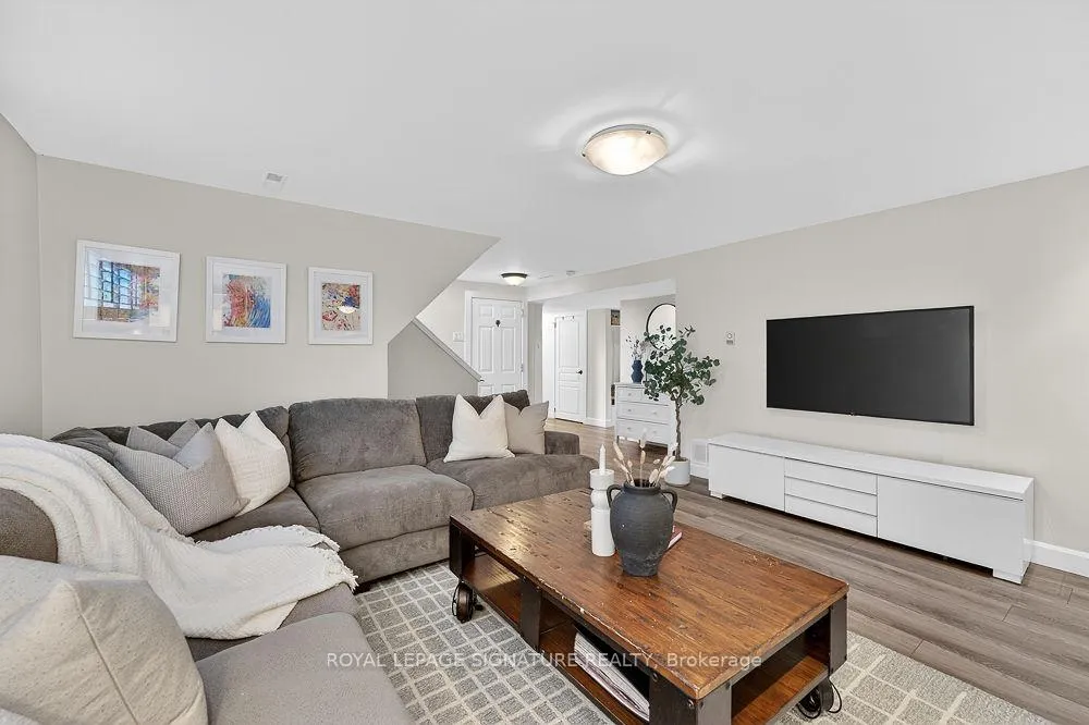 Photo 25 of 4263 Longmoor Drive, Burlington, Shoreacres — HOMEH