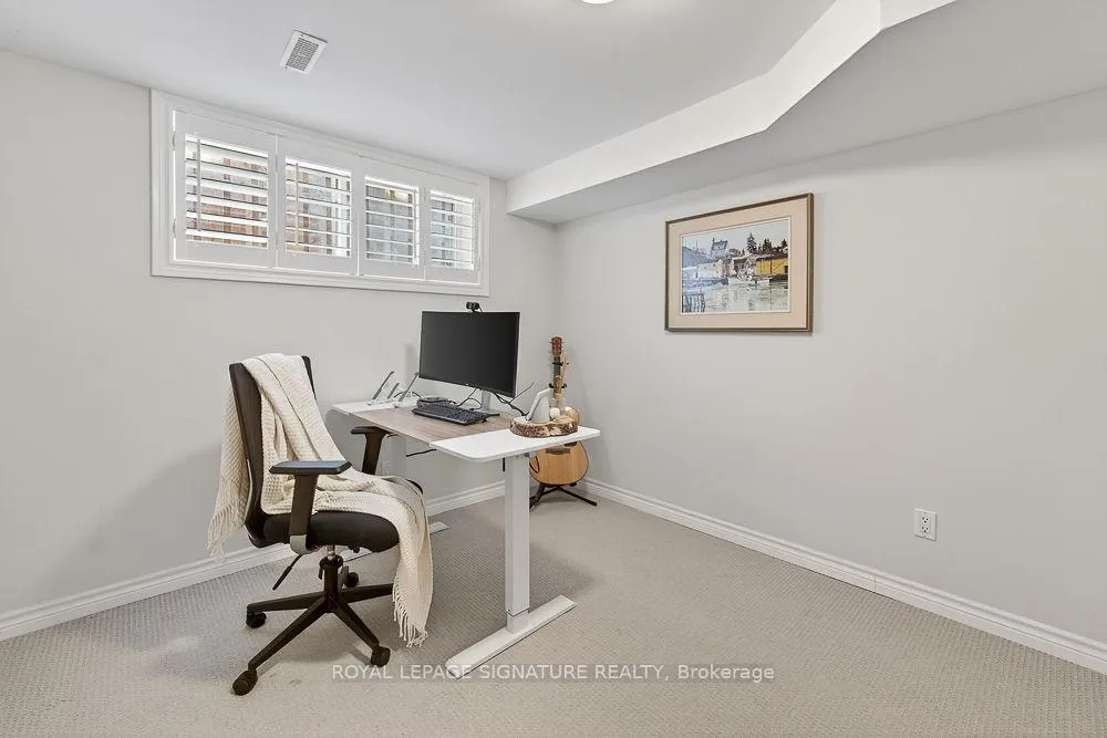 Photo 27 of 4263 Longmoor Drive, Burlington, Shoreacres — HOMEH