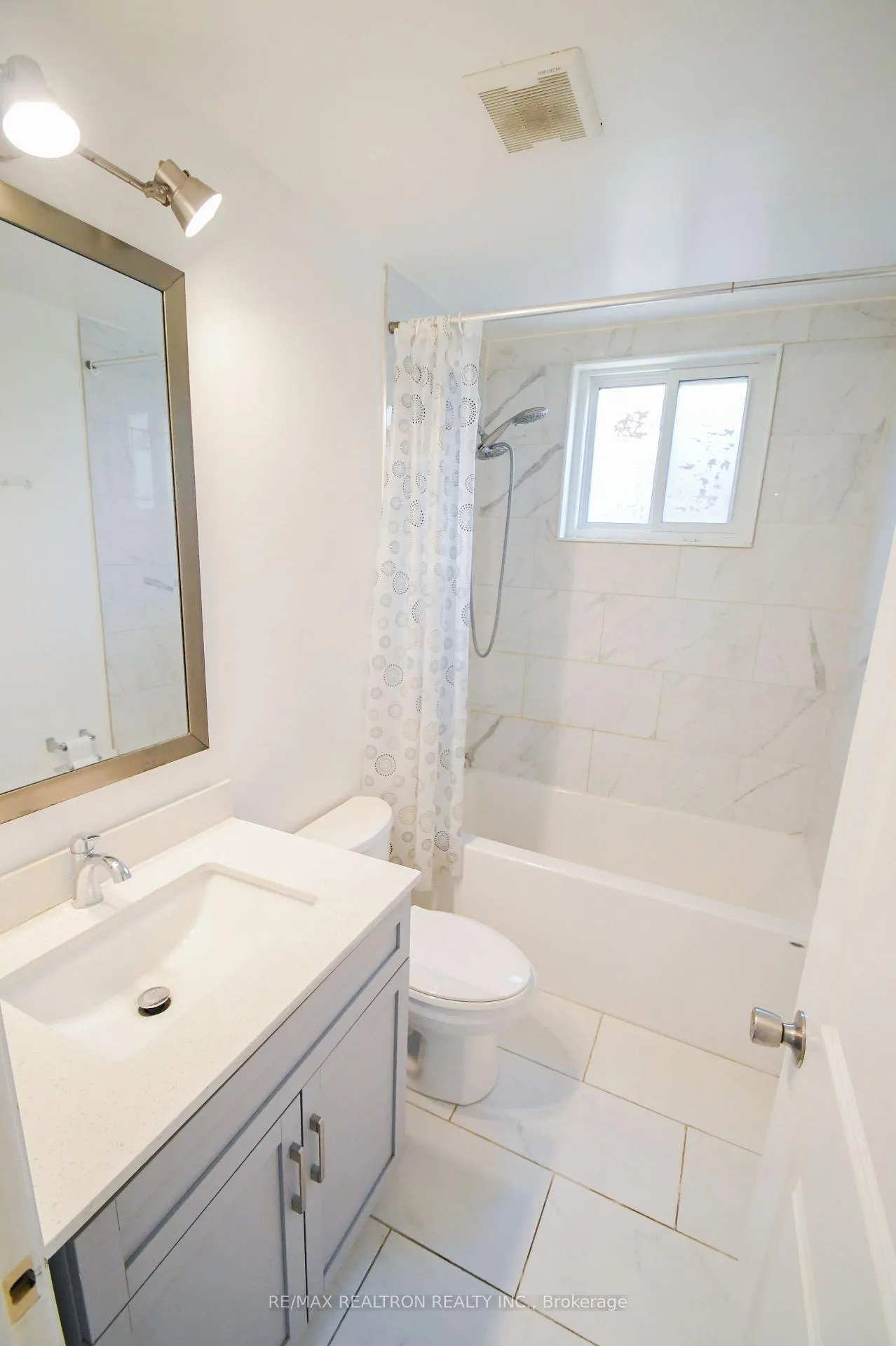 Photo 8 of 110 Mintern Avenue, Brantford, Eagle Place East — HOMEH