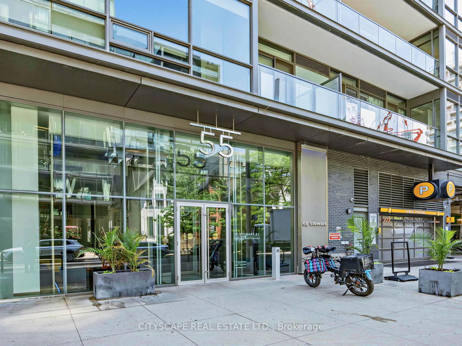 Front of Unit 924, 55 Stewart Street