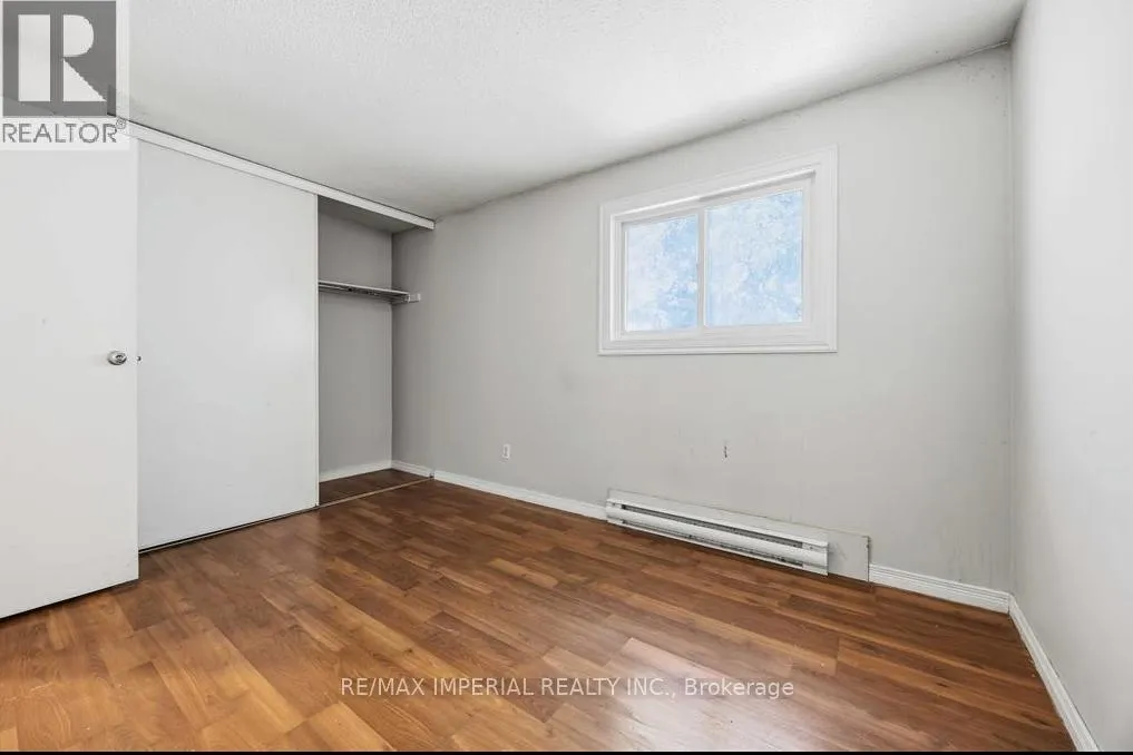 Photo 6 of Unit 301, 42 Hampton Avenue, Sarnia — HOMEH