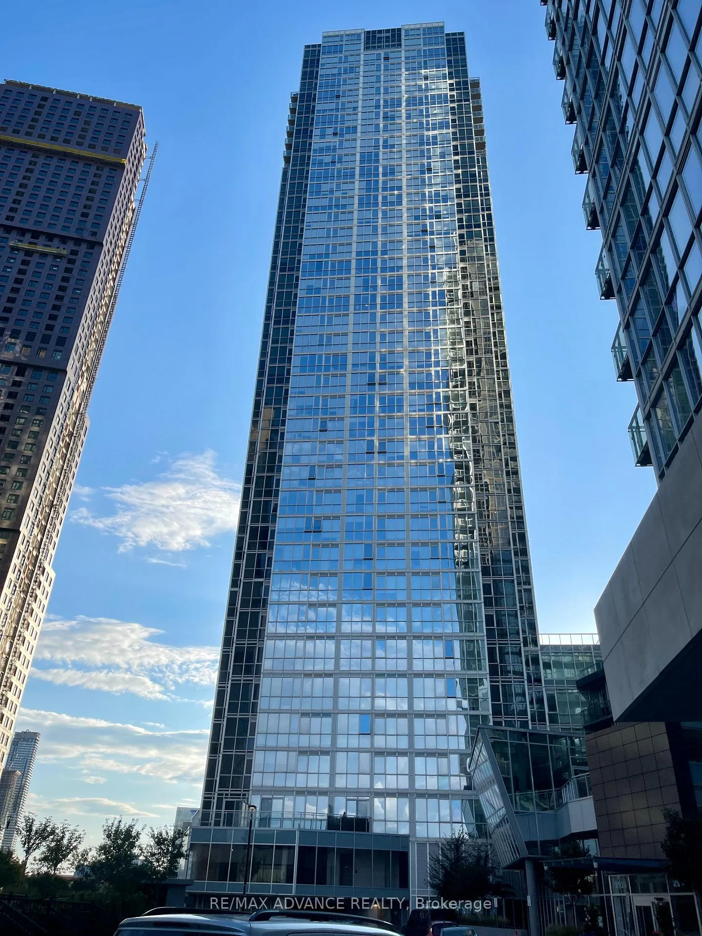 Photo 3 of Unit 3003, 2916 Highway 7, Vaughan, Concord — HOMEH