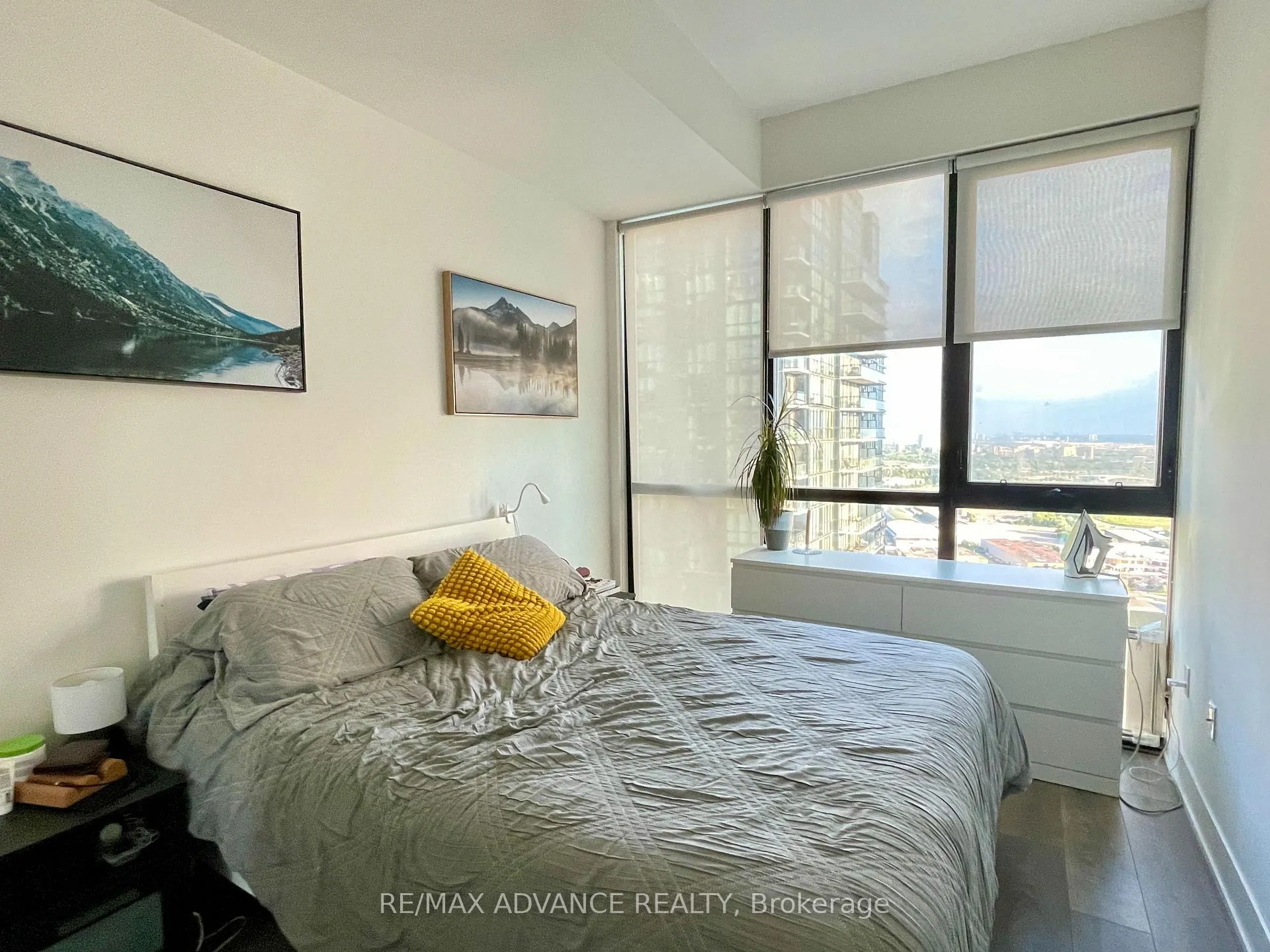 Photo 15 of Unit 3003, 2916 Highway 7, Vaughan, Concord — HOMEH