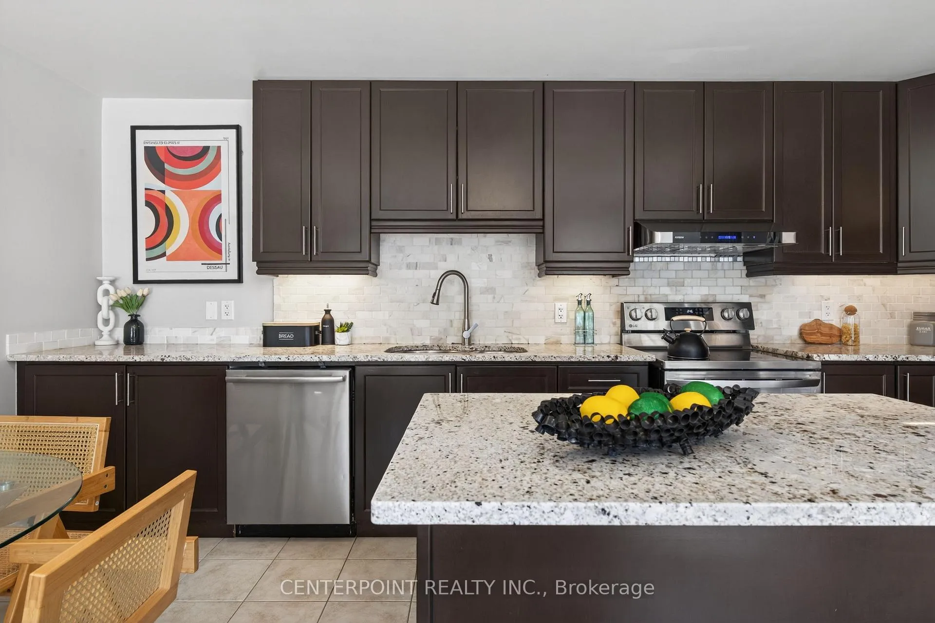 Photo 8 of 48 Tufo Avenue, Markham, Victoria Square — HOMEH