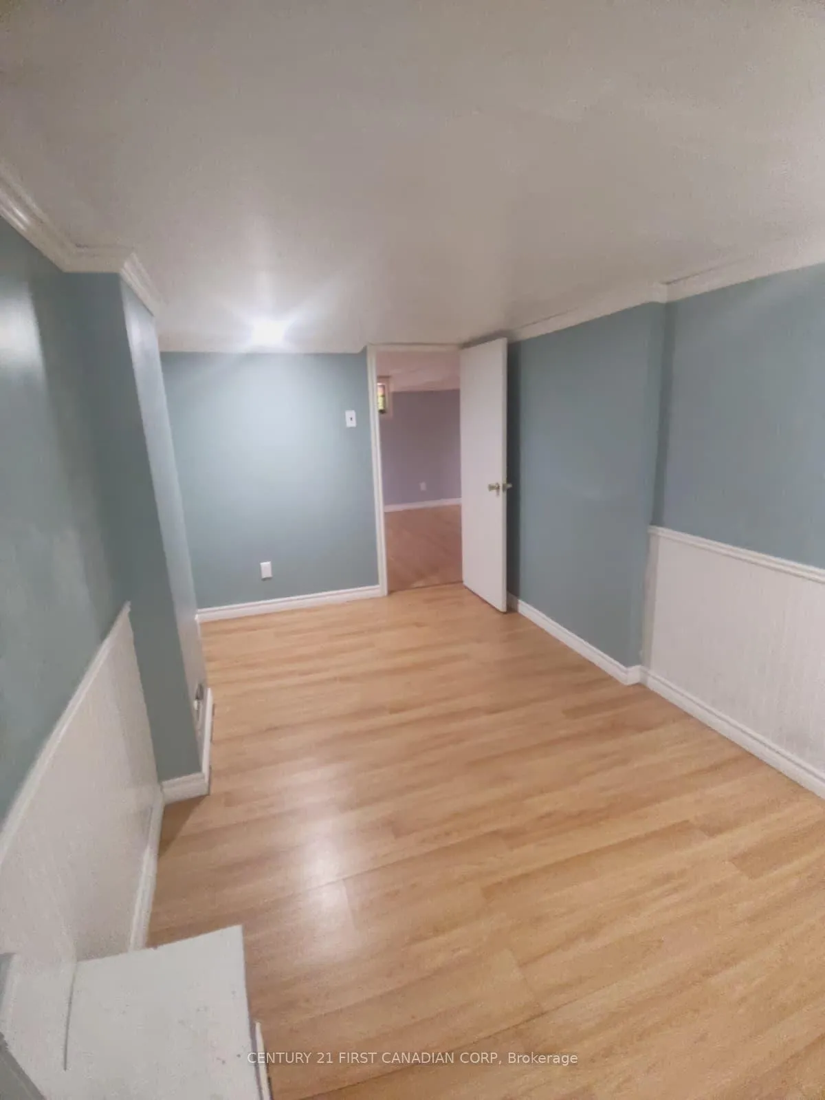 Photo 16 of 759 Curry Street, London, East G — HOMEH