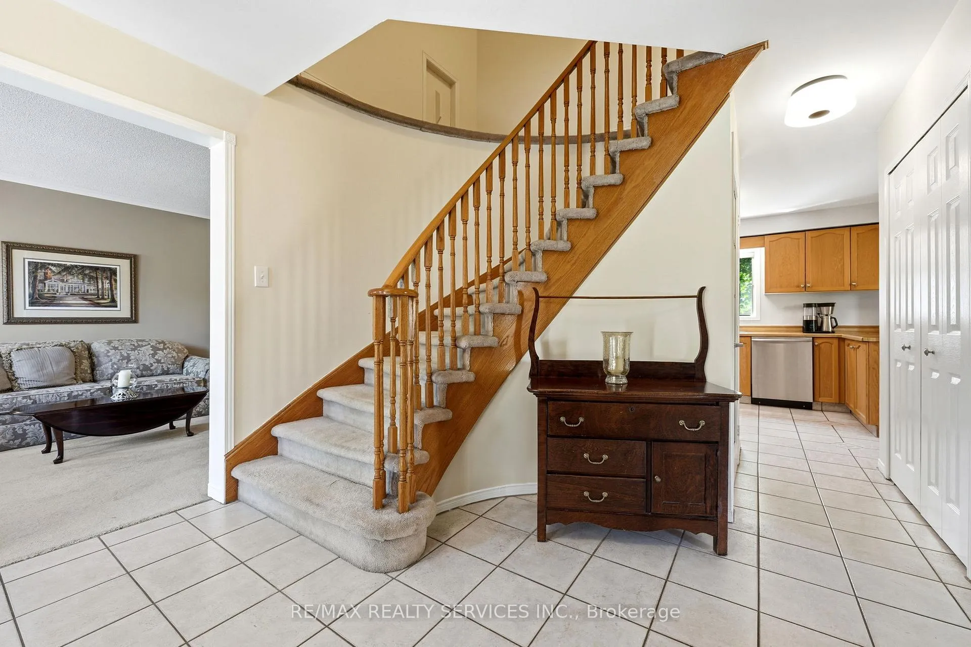 Photo 26 of 57 Brydon Crescent, Brampton, Northwood Park — HOMEH