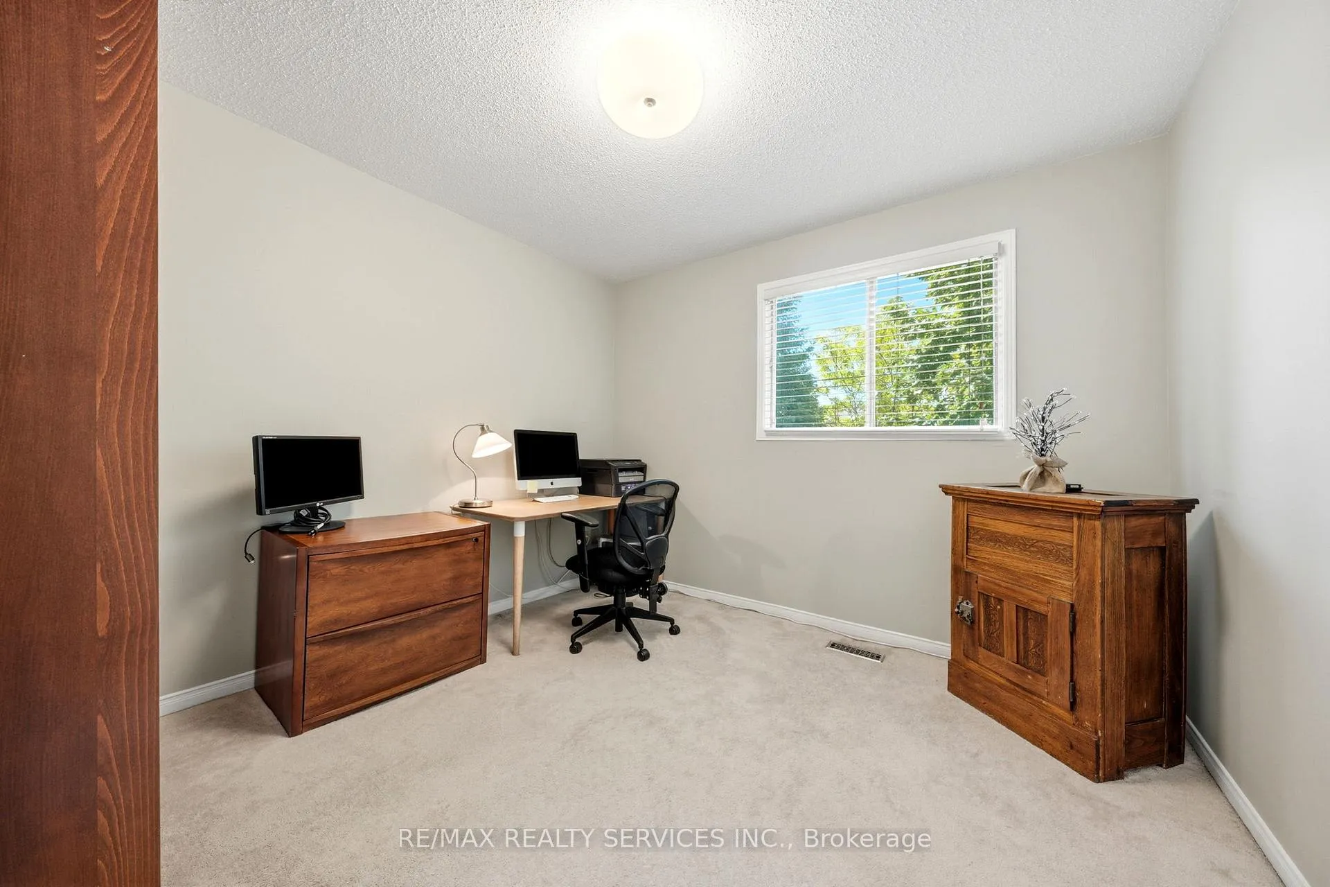 Photo 32 of 57 Brydon Crescent, Brampton, Northwood Park — HOMEH