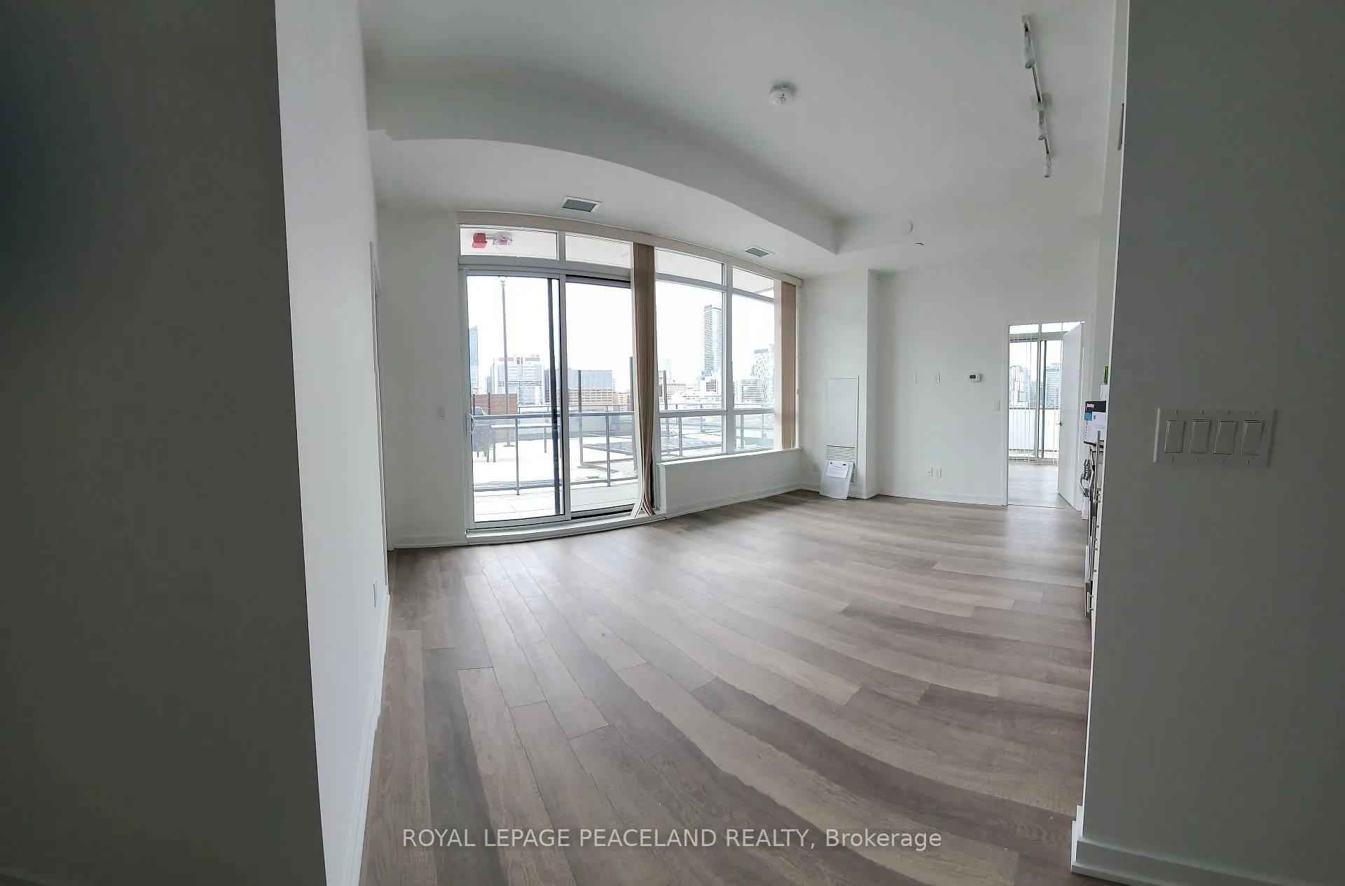 Photo 1 of Unit 901, 181 Huron Street, Toronto, Kensington-Chinatown — HOMEH