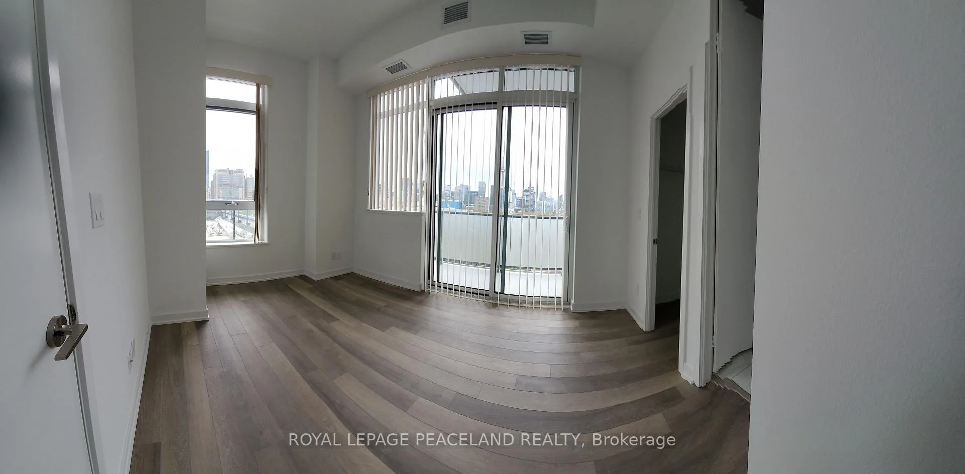 Photo 2 of Unit 901, 181 Huron Street, Toronto, Kensington-Chinatown — HOMEH