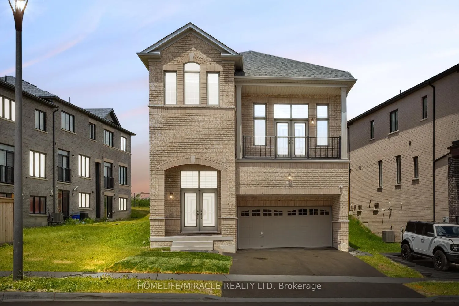 Photo 2 of 1254 Aquarius Trail, Pickering, Rural Pickering — HOMEH