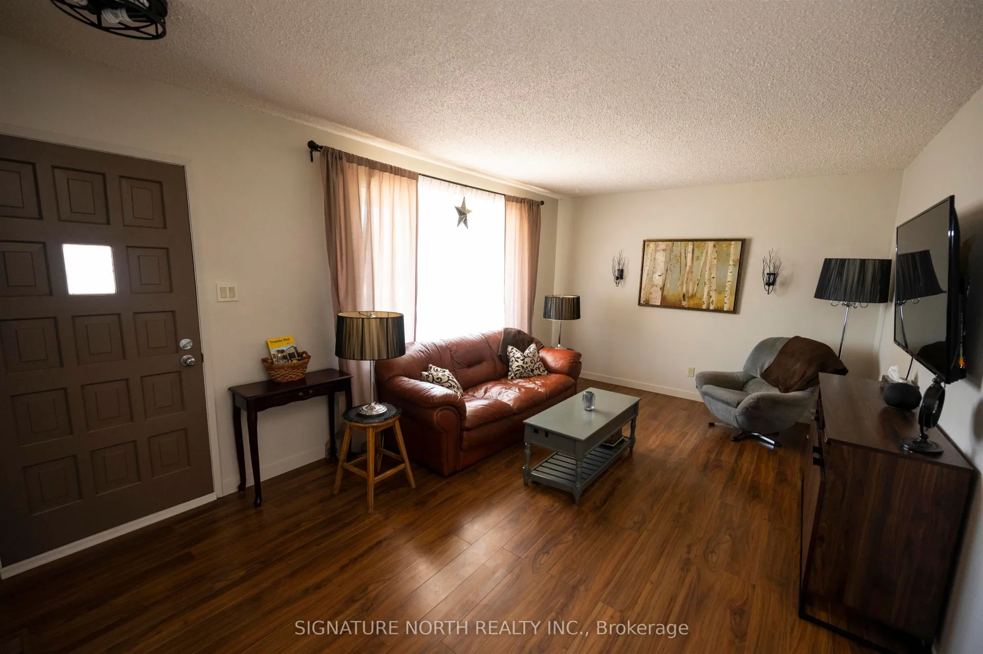 Photo 2 of 296 Sequoia Drive, Thunder Bay, Forest Park — HOMEH