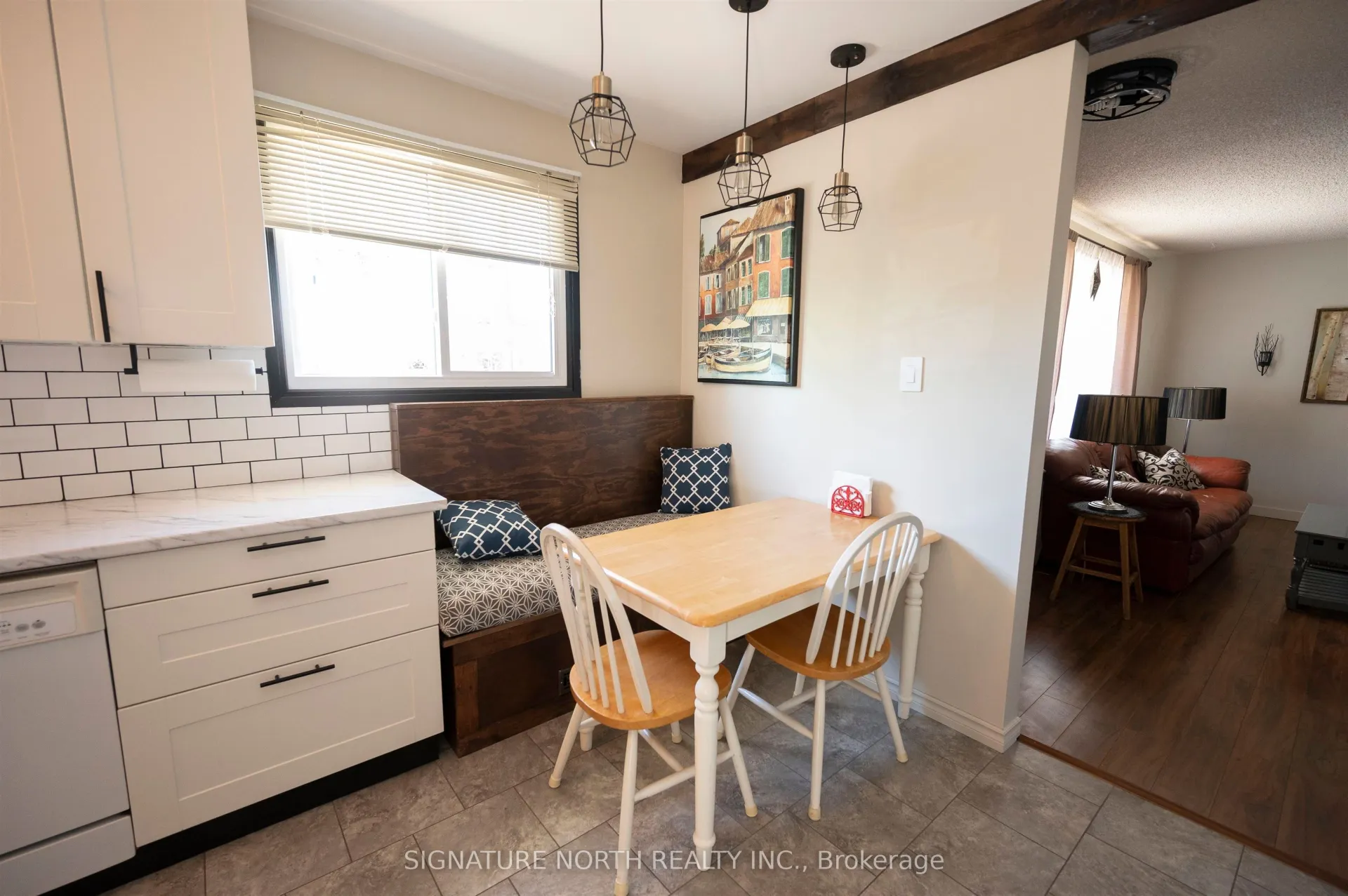 Photo 8 of 296 Sequoia Drive, Thunder Bay, Forest Park — HOMEH