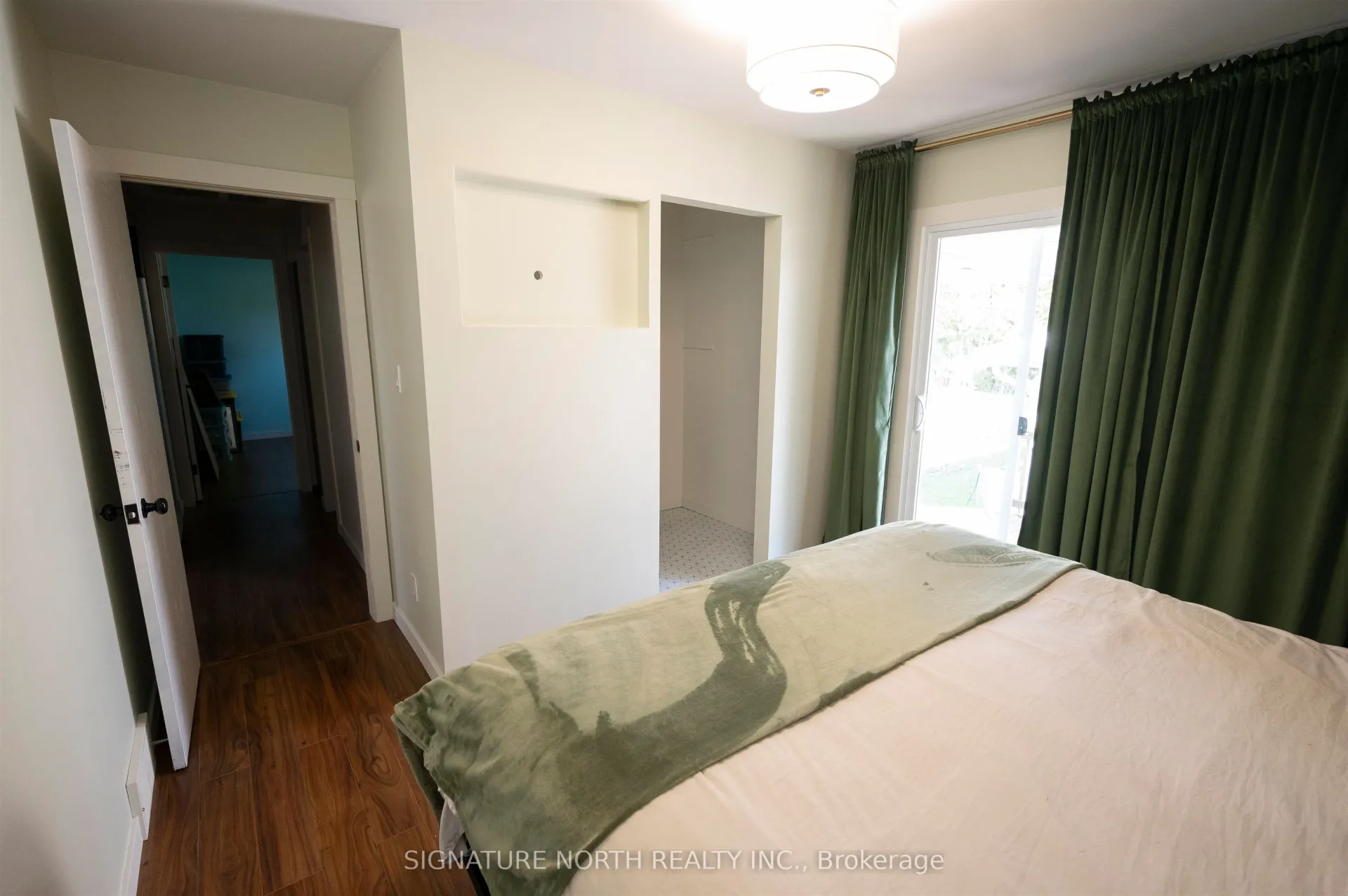 Photo 15 of 296 Sequoia Drive, Thunder Bay, Forest Park — HOMEH