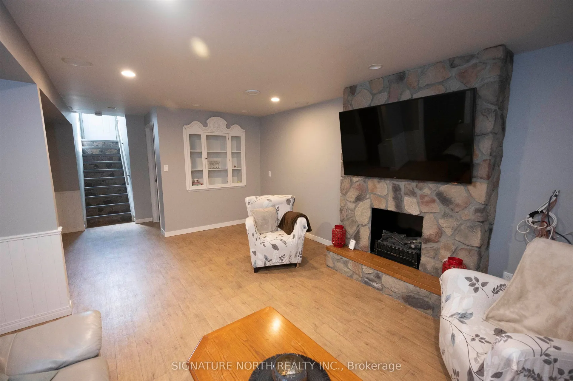 Photo 24 of 296 Sequoia Drive, Thunder Bay, Forest Park — HOMEH