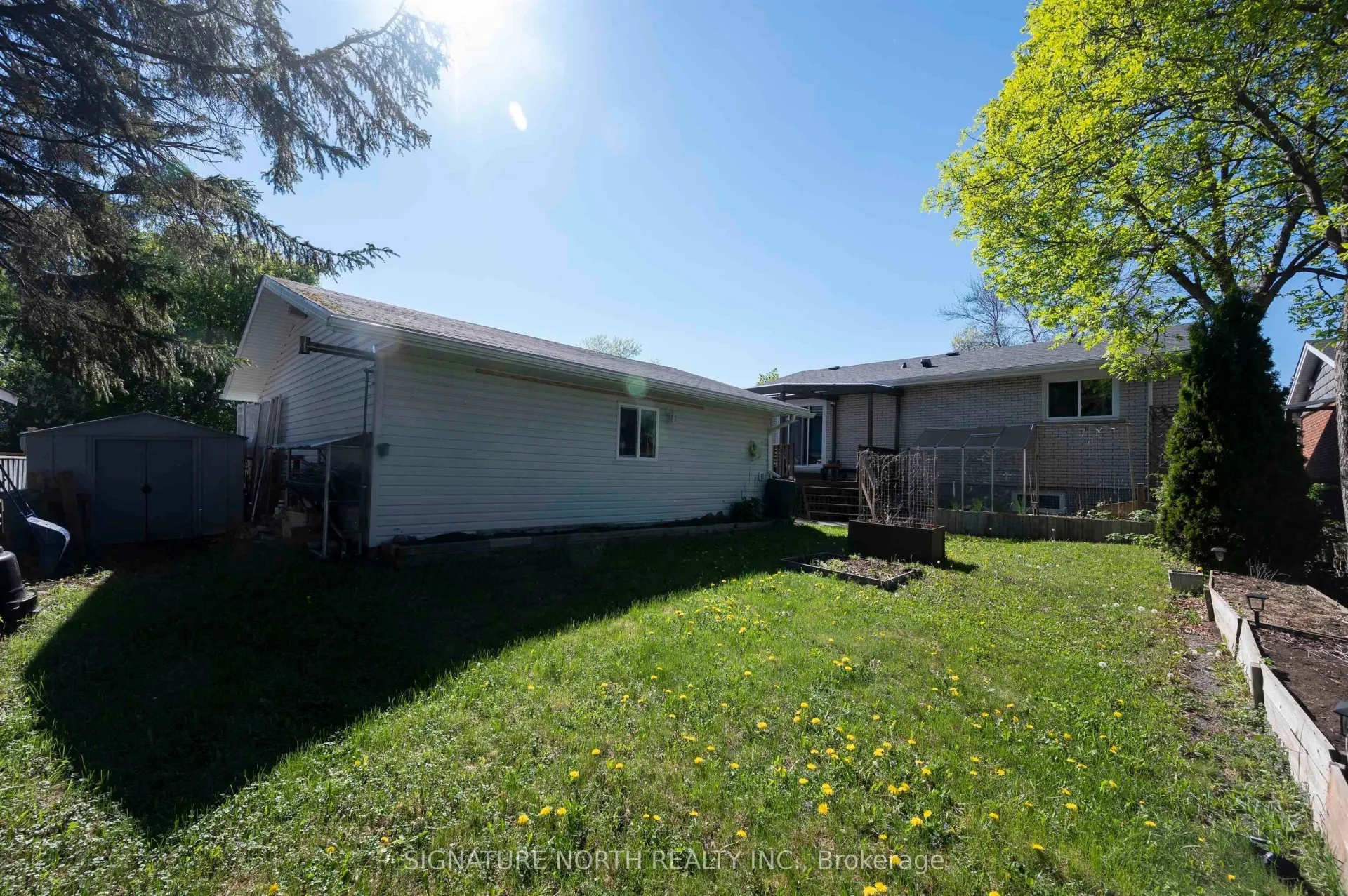 Photo 37 of 296 Sequoia Drive, Thunder Bay, Forest Park — HOMEH