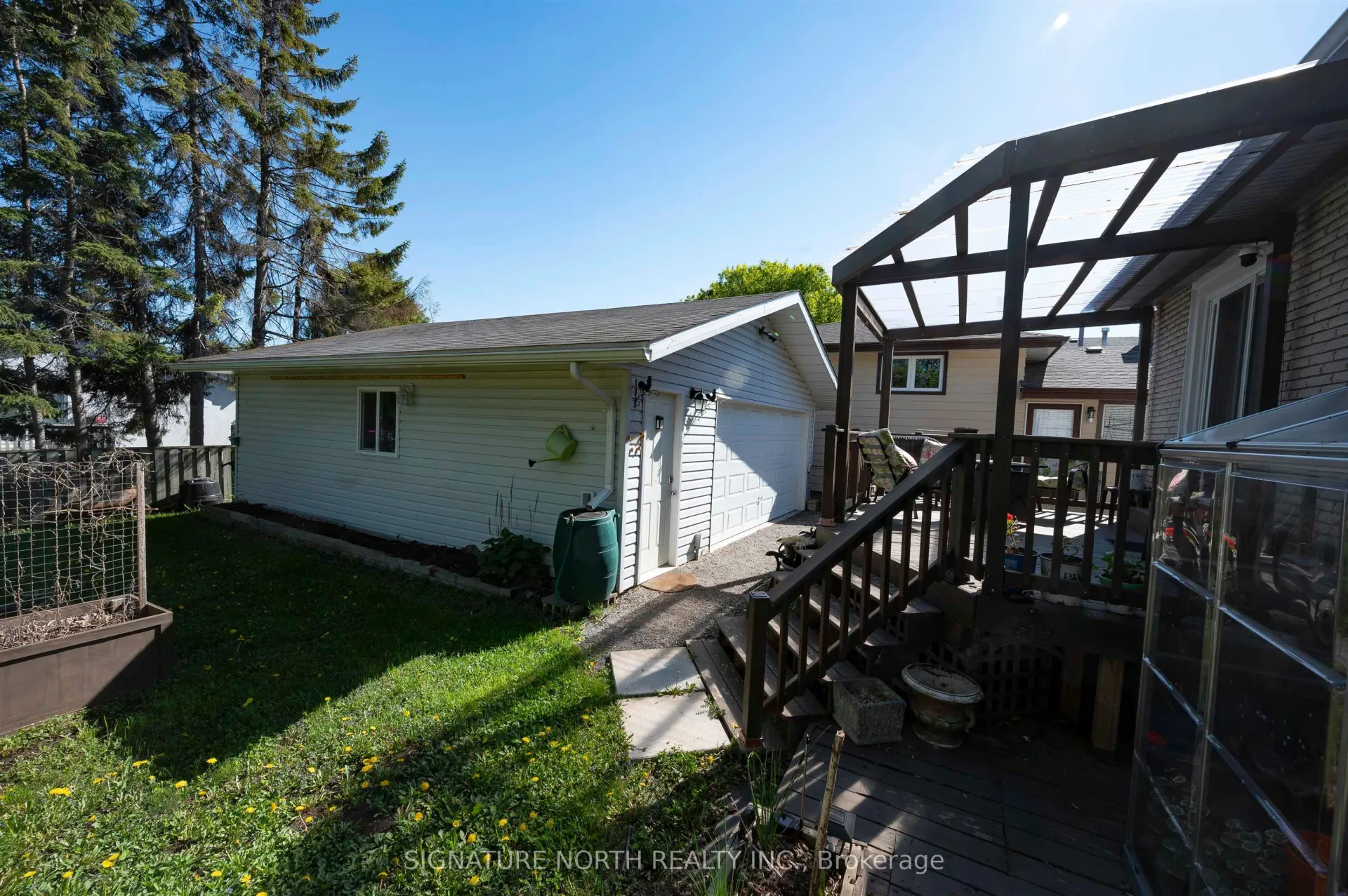 Photo 39 of 296 Sequoia Drive, Thunder Bay, Forest Park — HOMEH