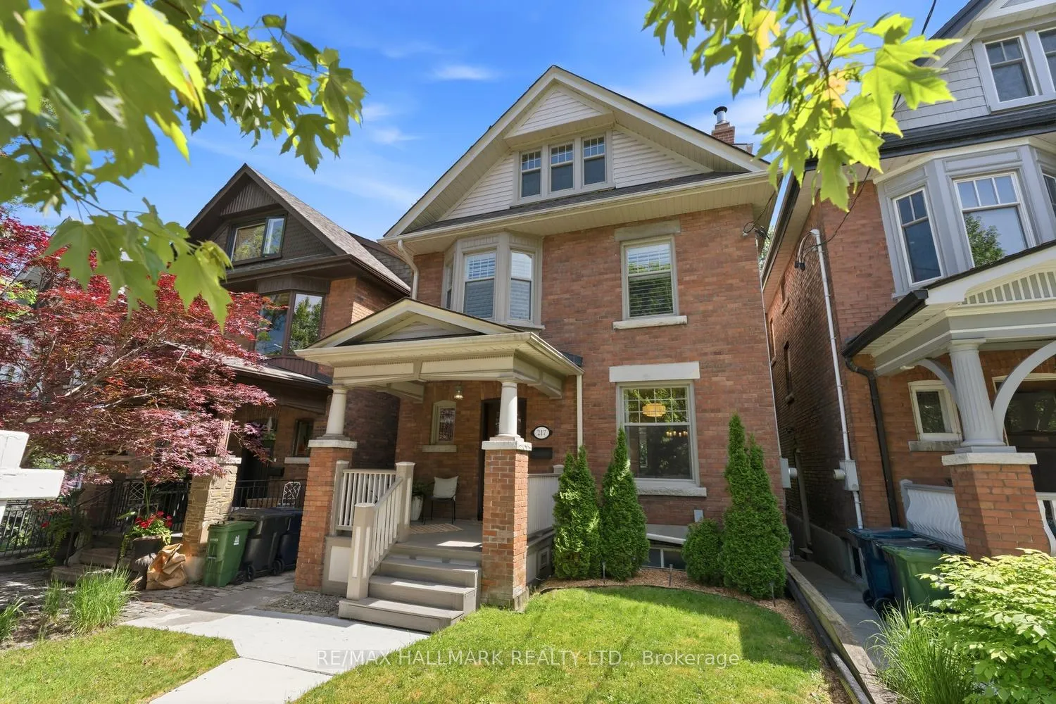 Front of 217 Humberside Avenue
