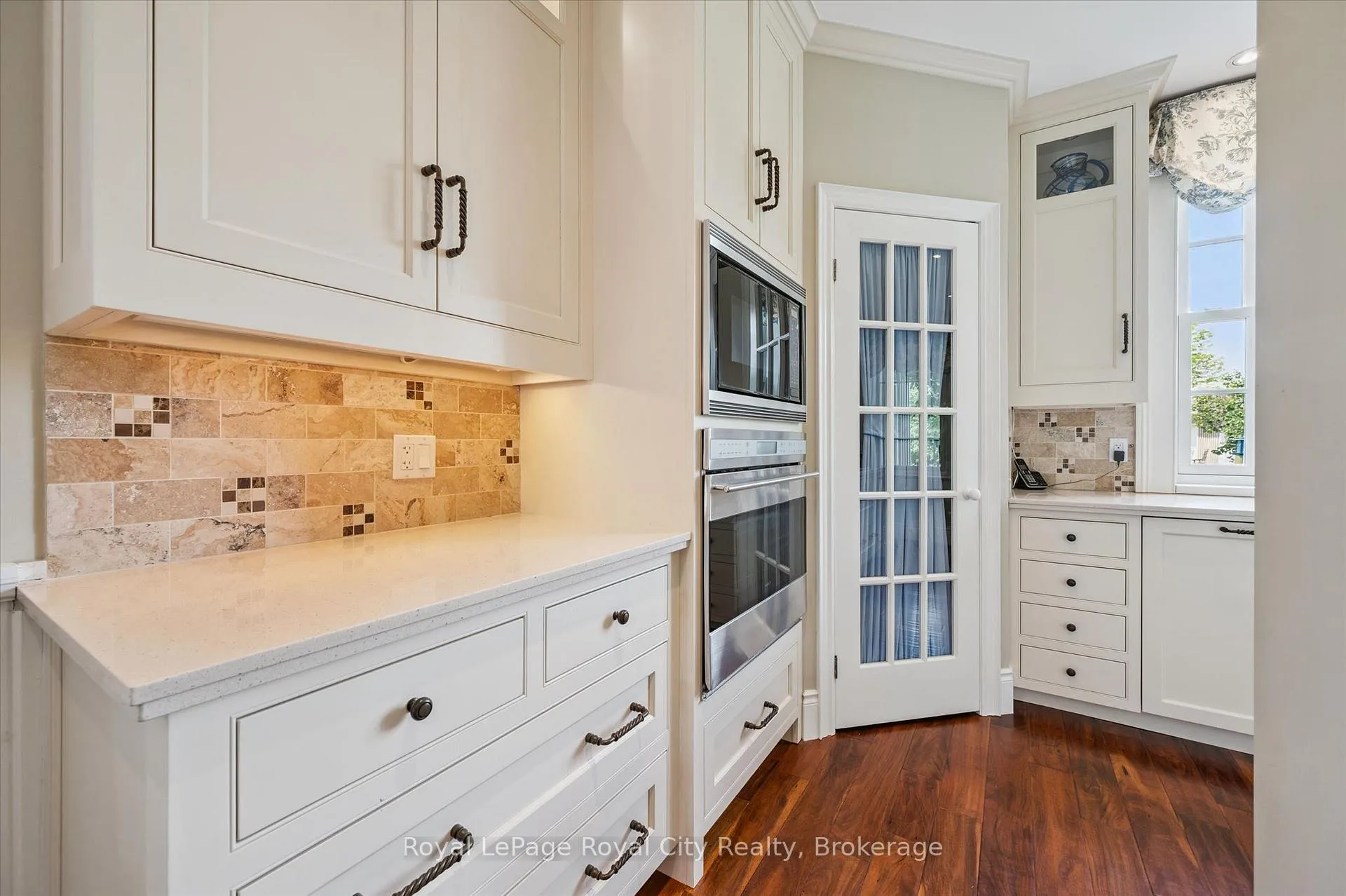 Photo 9 of 551 Campbellville Road, Hamilton, Rural Flamborough — HOMEH