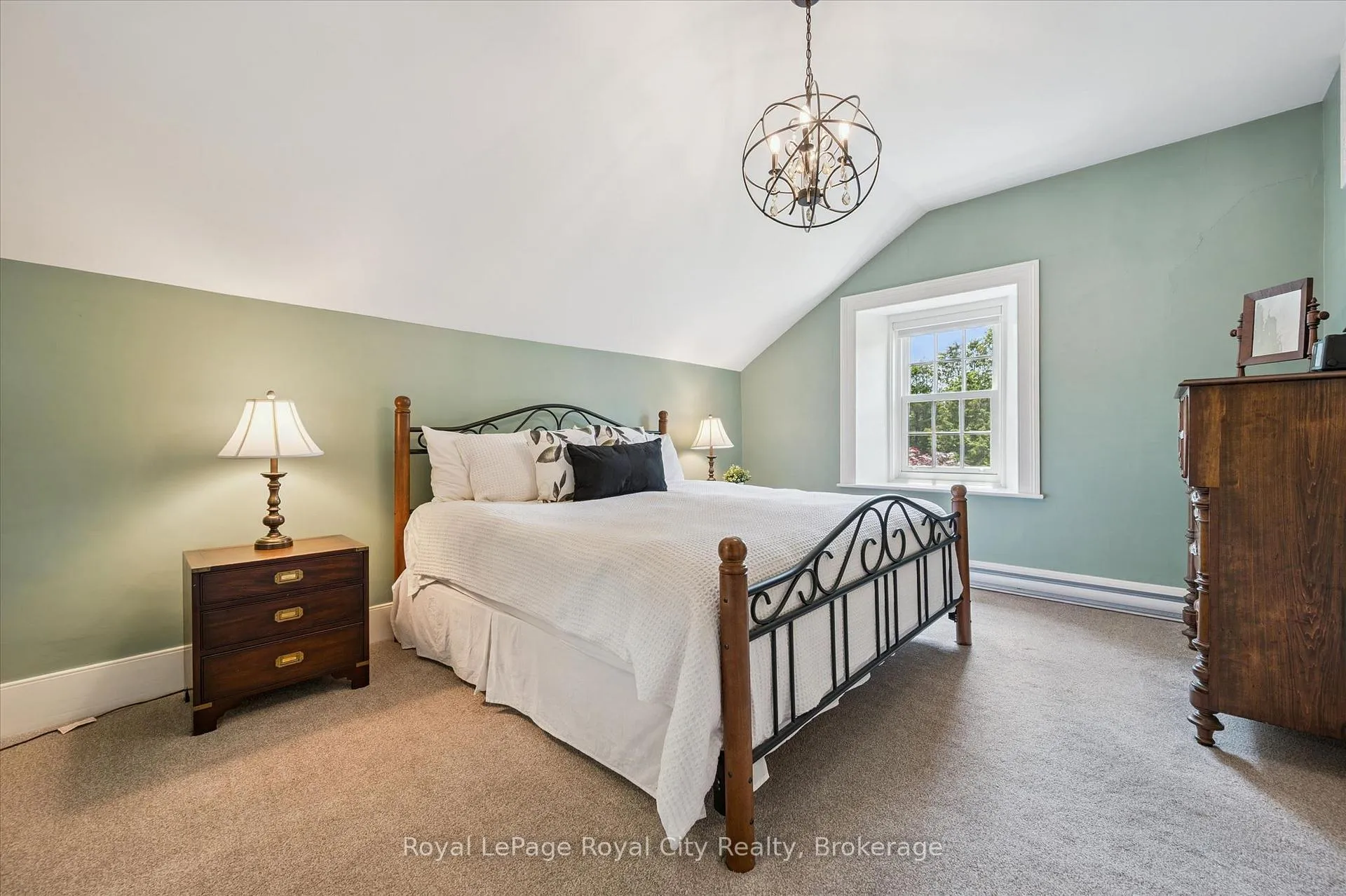 Photo 21 of 551 Campbellville Road, Hamilton, Rural Flamborough — HOMEH