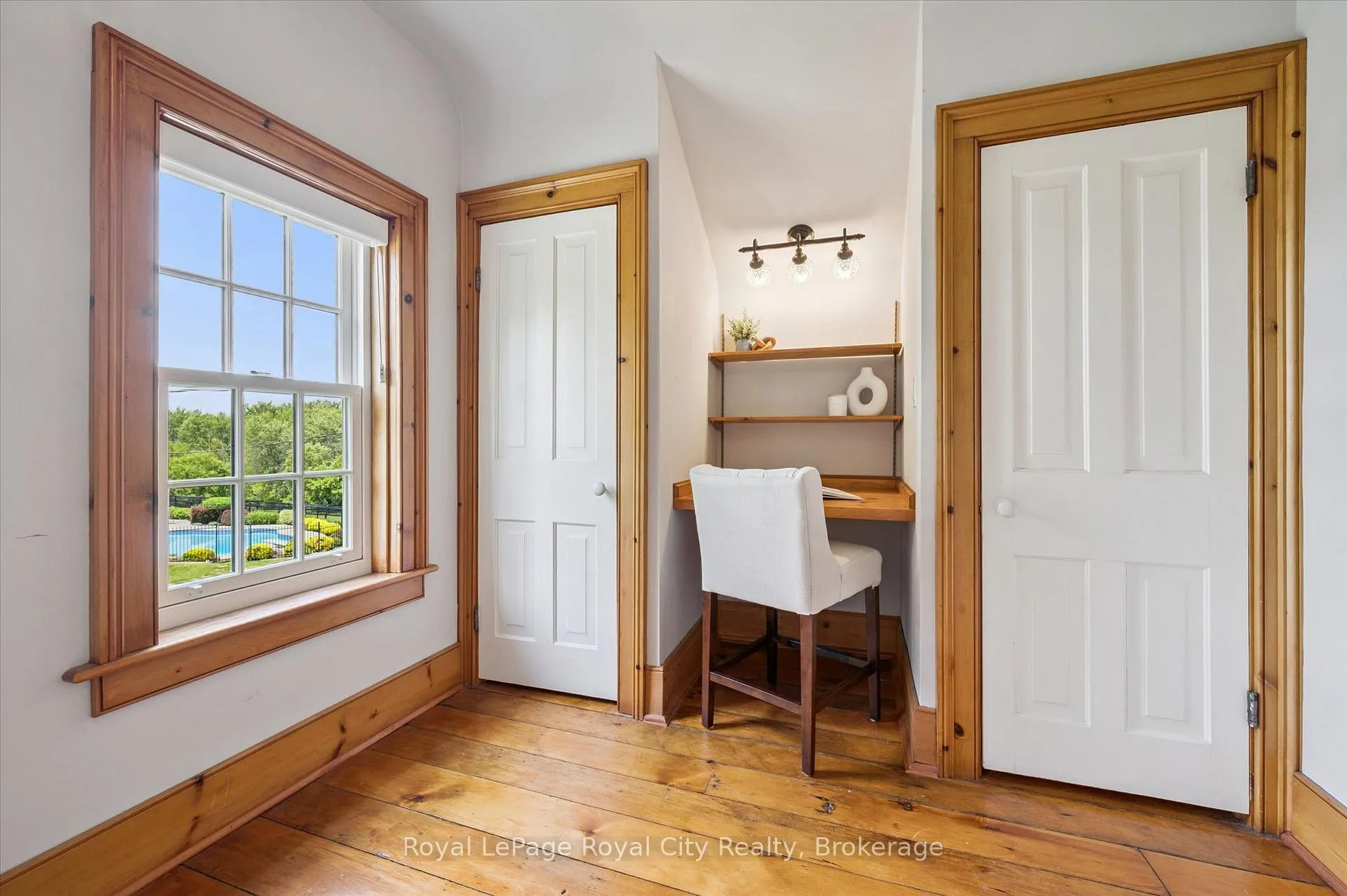 Photo 27 of 551 Campbellville Road, Hamilton, Rural Flamborough — HOMEH