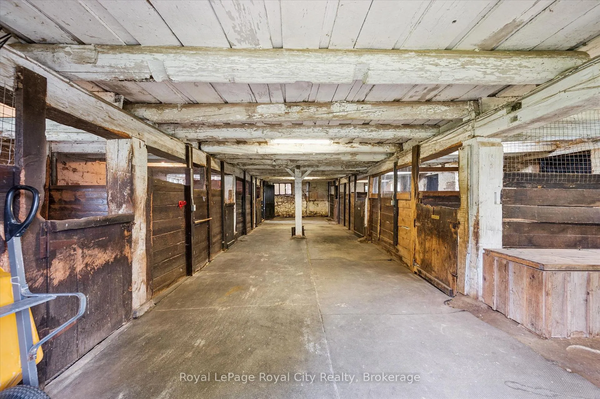 Photo 29 of 551 Campbellville Road, Hamilton, Rural Flamborough — HOMEH