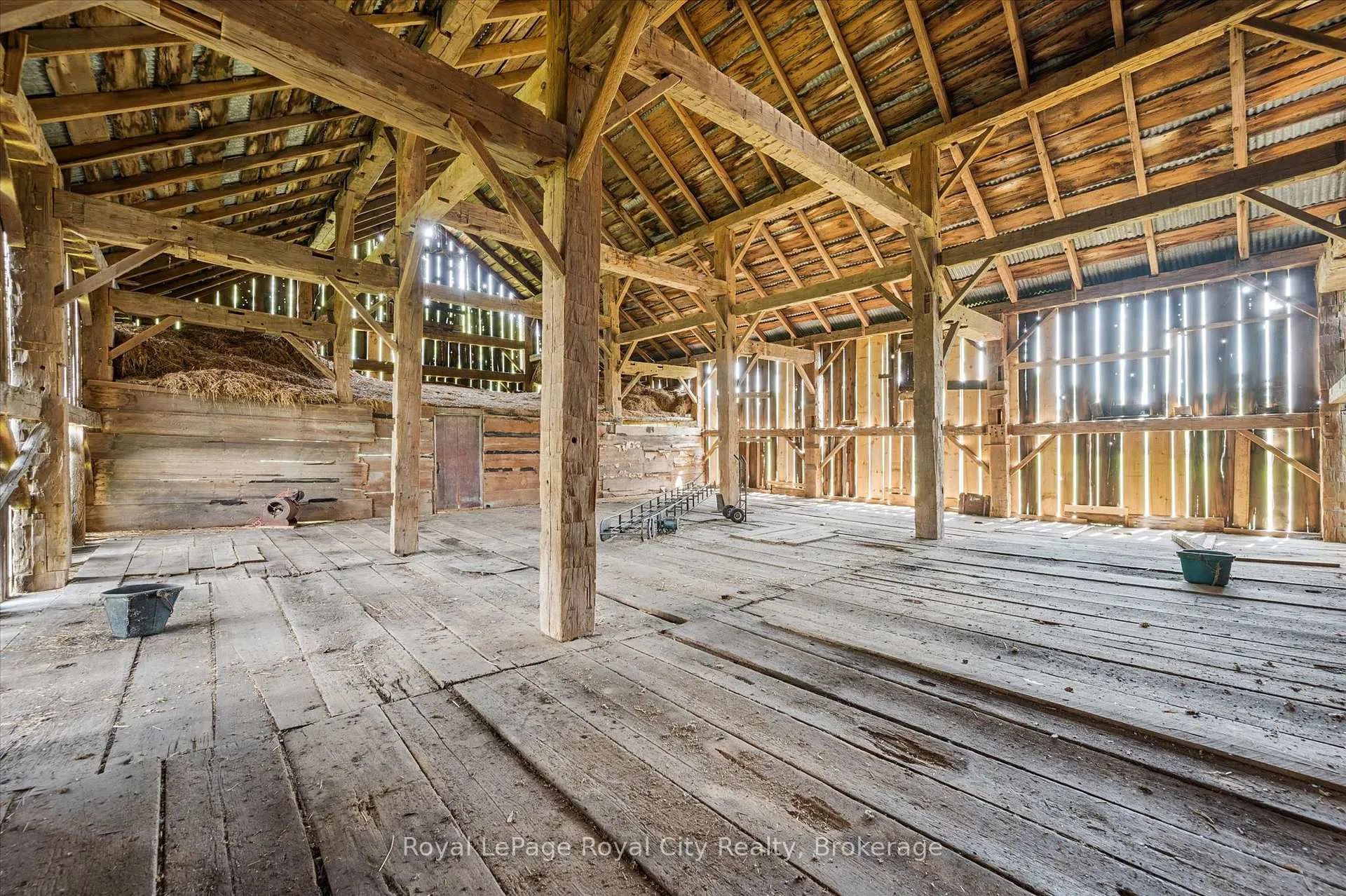 Photo 34 of 551 Campbellville Road, Hamilton, Rural Flamborough — HOMEH