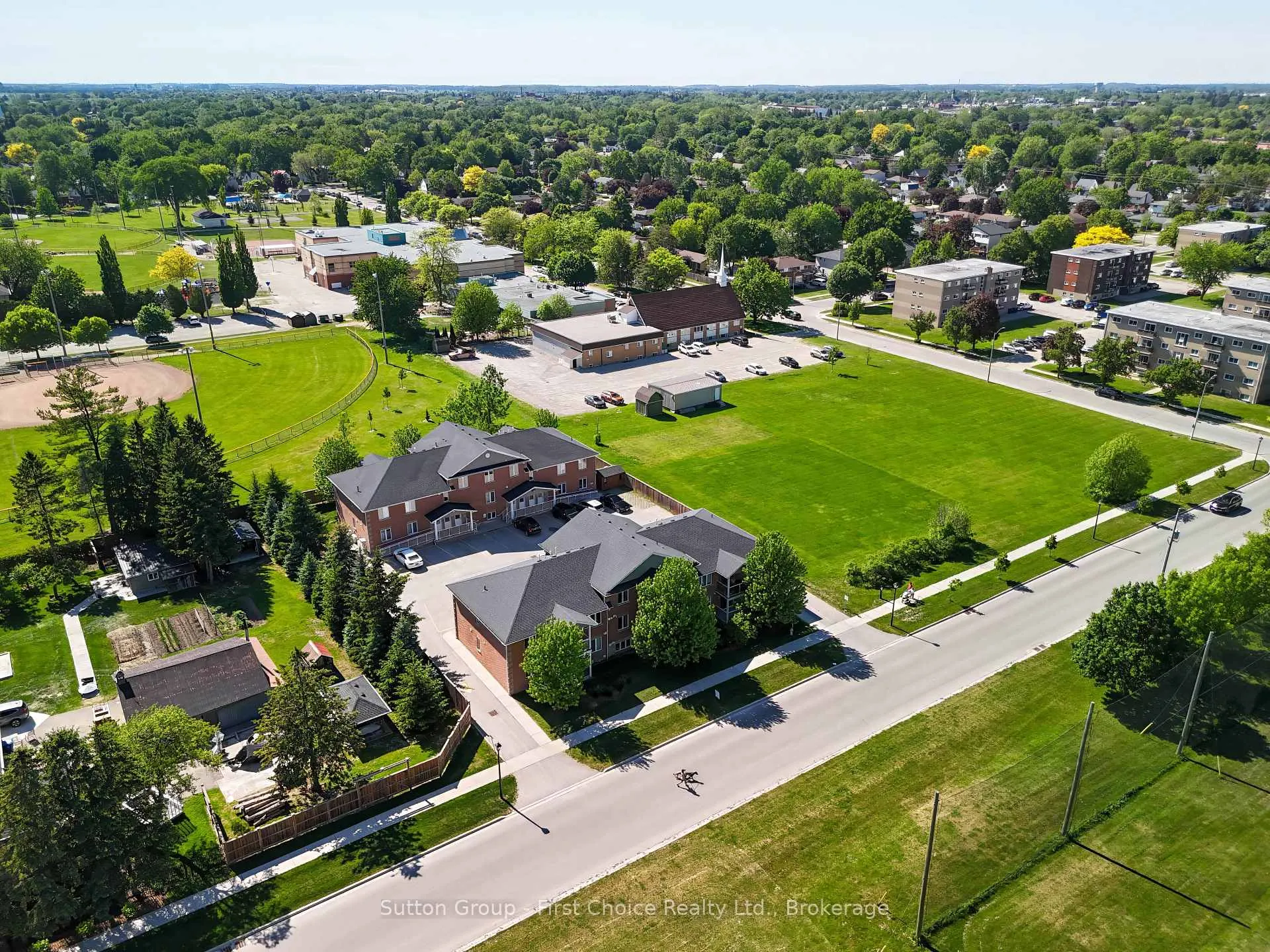 Photo 2 of Unit 3, 148 Borden Street, Stratford — HOMEH